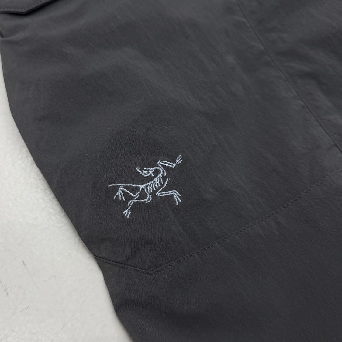 아크테릭스 람파트 쉘 고프코어 나일론 팬츠 상품이미지5