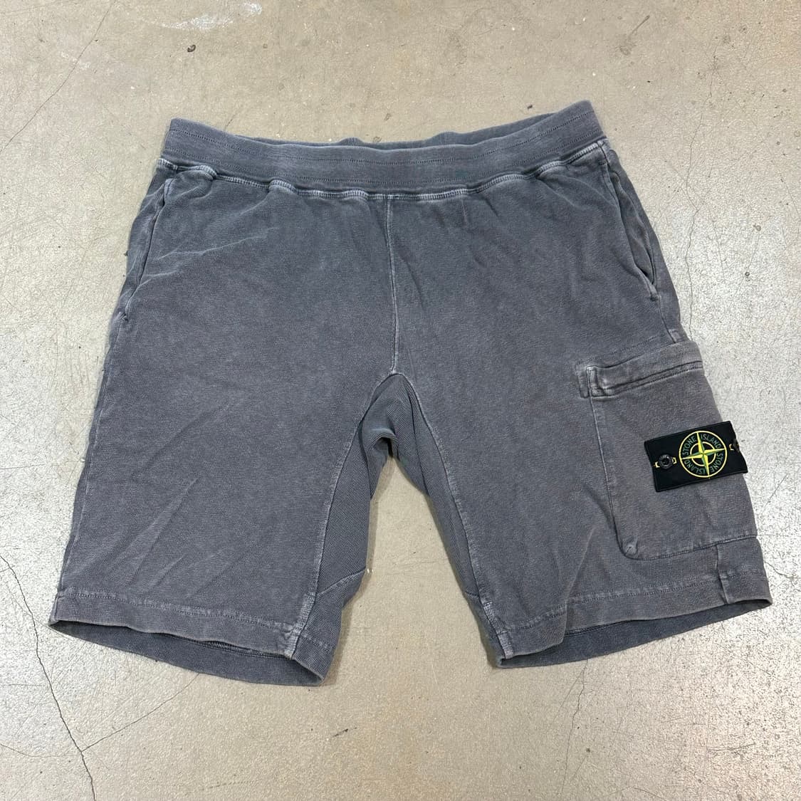 L 스톤아일랜드 그레이 반바지 상품이미지2