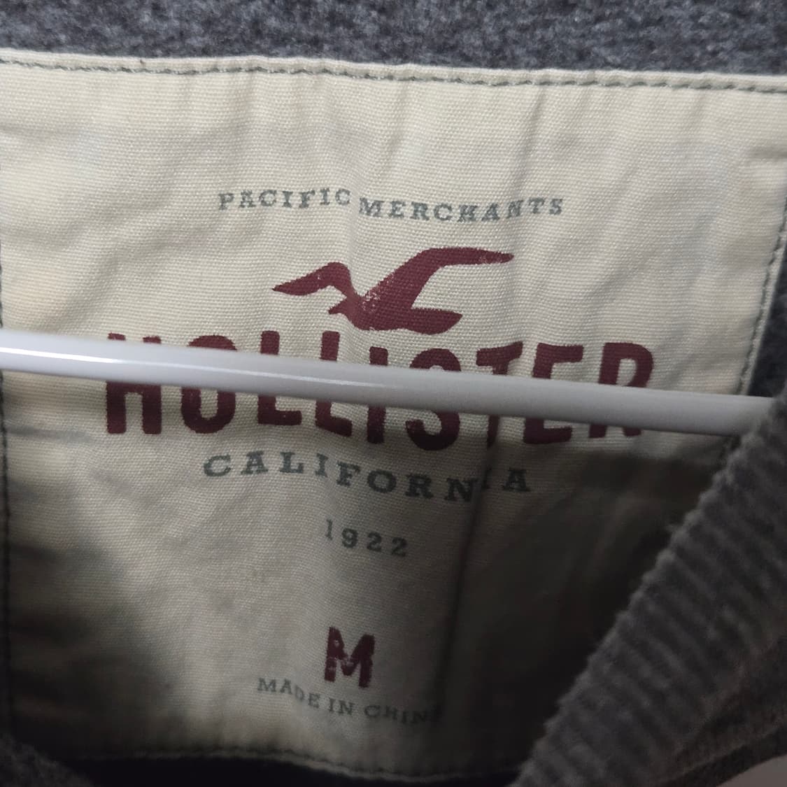 홀리스터 y2k 멀티로고 스웻셔츠 / 여성 맨투맨/ 남성 맨투맨  상품이미지2