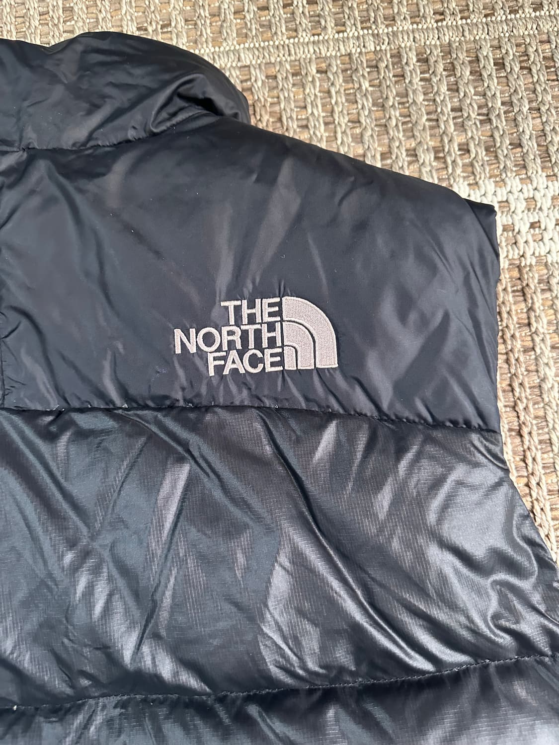 노스페이스 700 패딩 조끼 블랙 95 상품이미지8