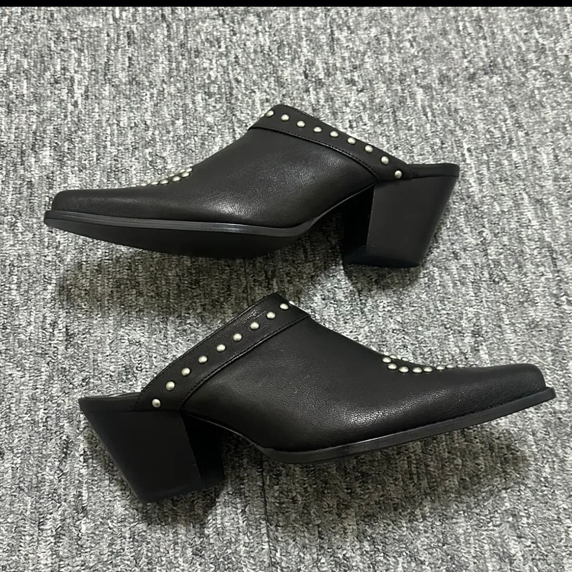 Open yy 오픈와이와이 스터드 웨스턴 뮬 HEART STUD 상품이미지4