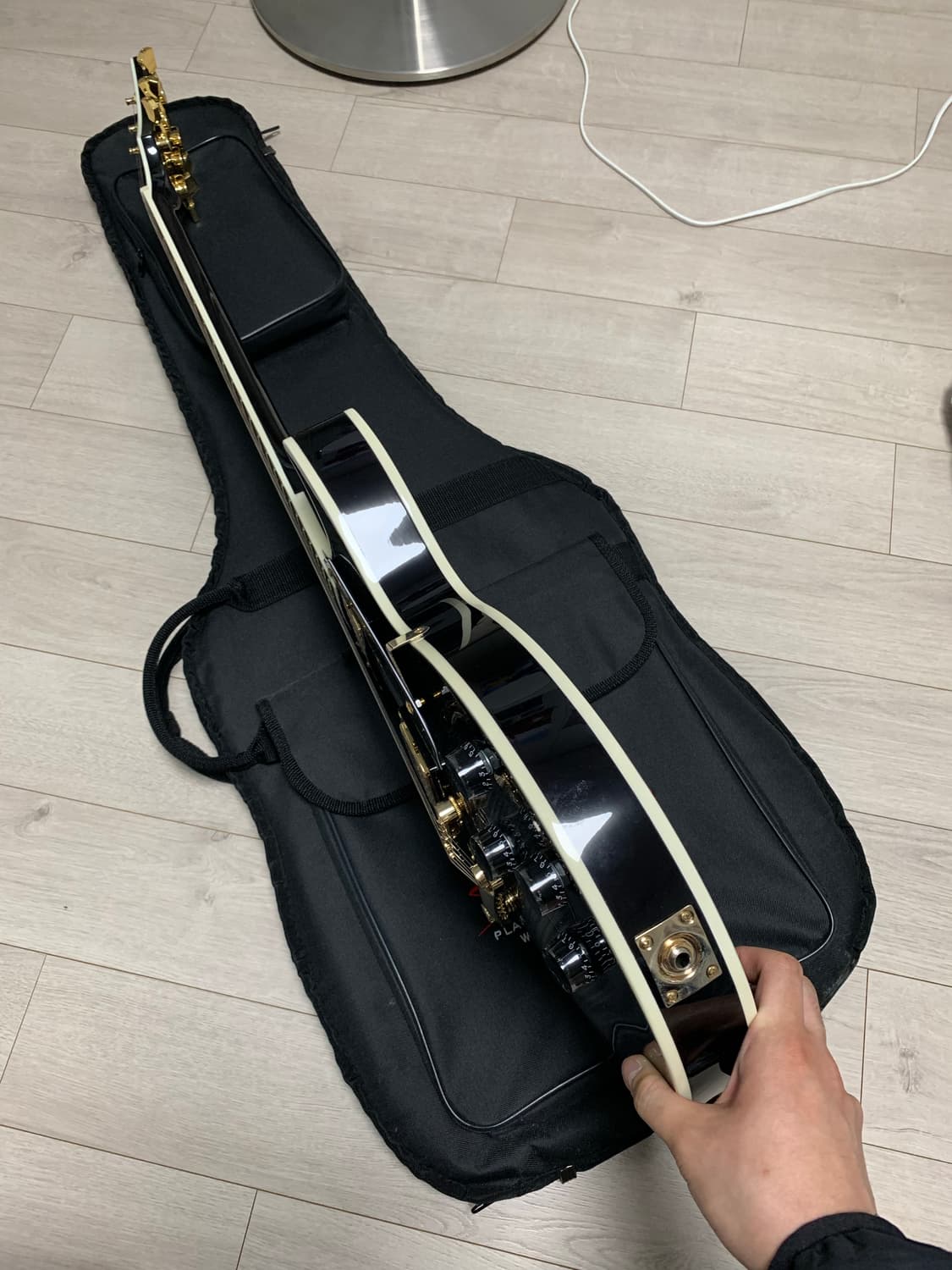 스피어 RD-250 Trans Black 일렉기타 상품이미지5