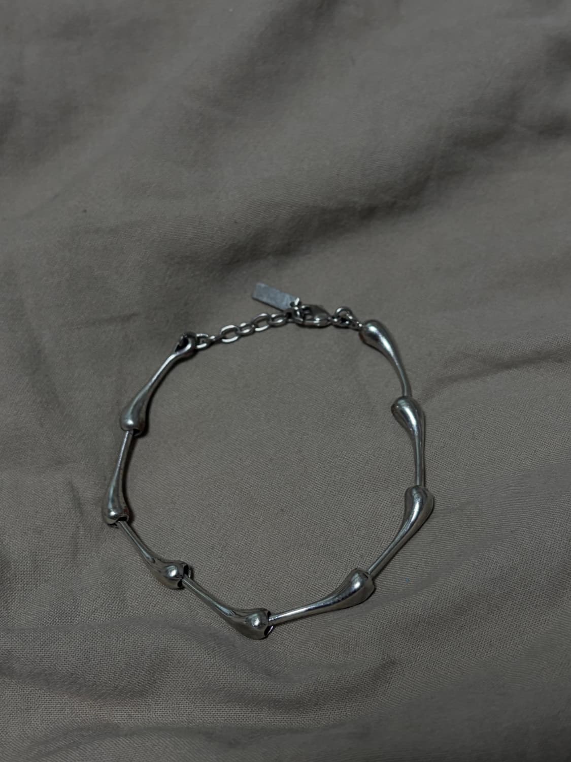 생로랑 / 드랍 팔찌 / M 상품이미지2