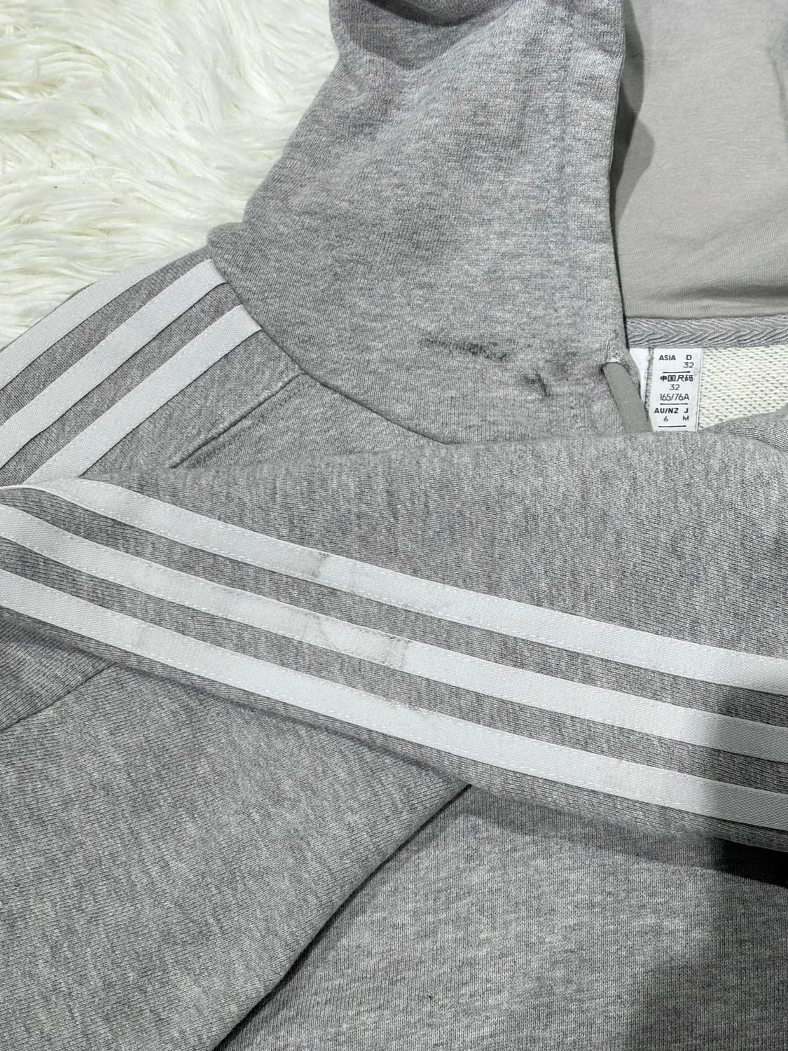 아디다스 그레이 삼선 크롭 후드 상품이미지7