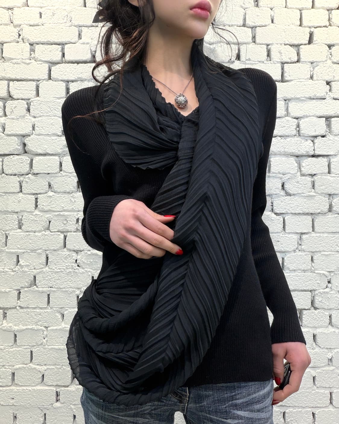 Pleated Scarf Layered Knit Top 상품이미지4