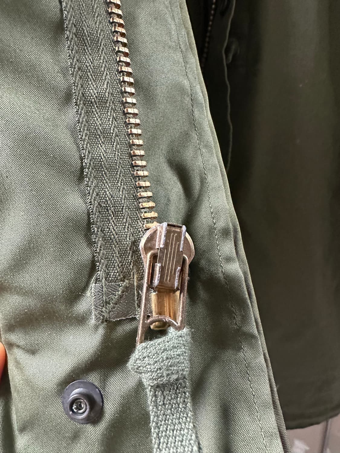 [M] M65 피쉬테일 OG 데드스탁  상품이미지3