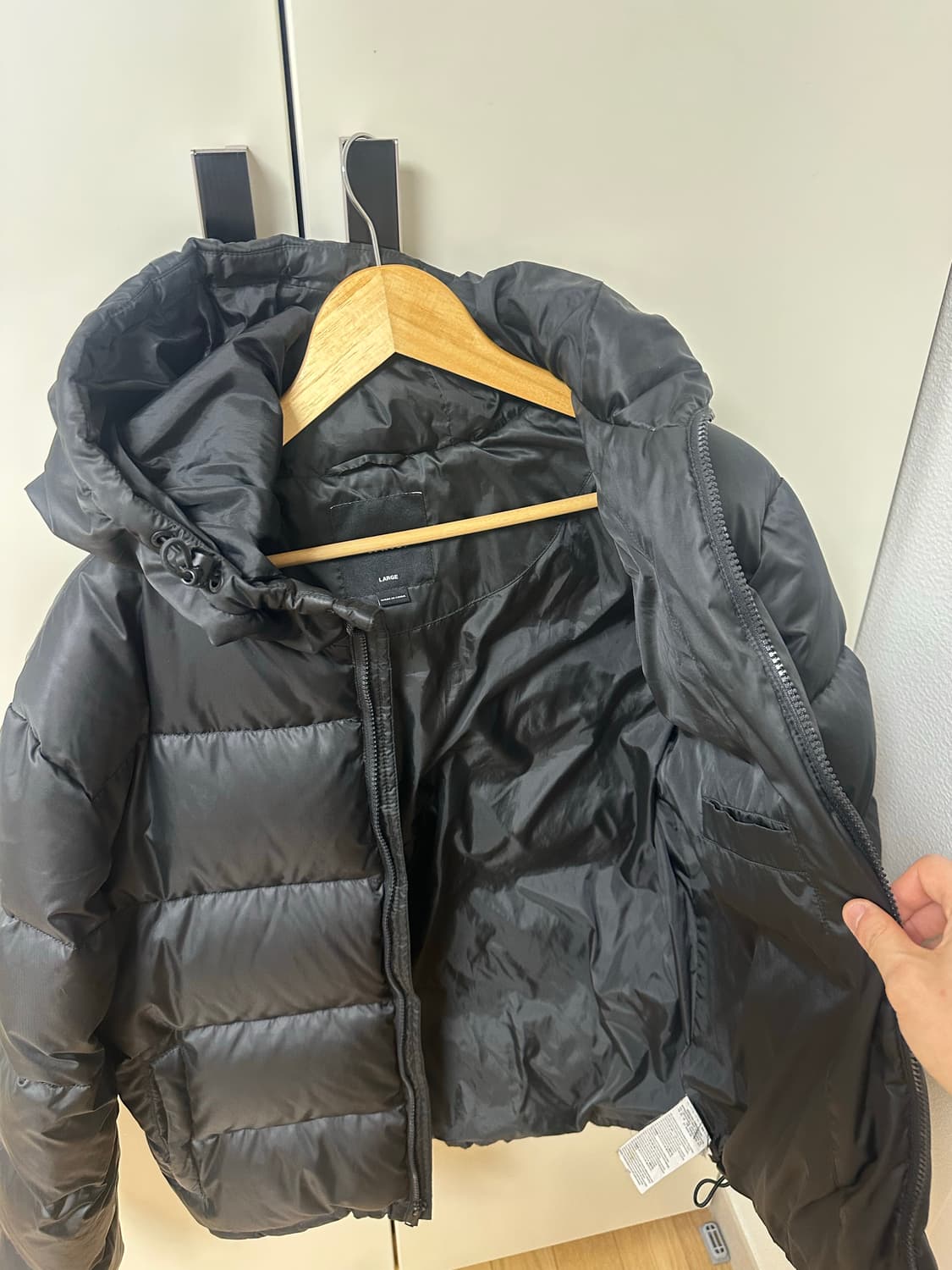 L) 반스 블랙 패딩팝니다 상품이미지5