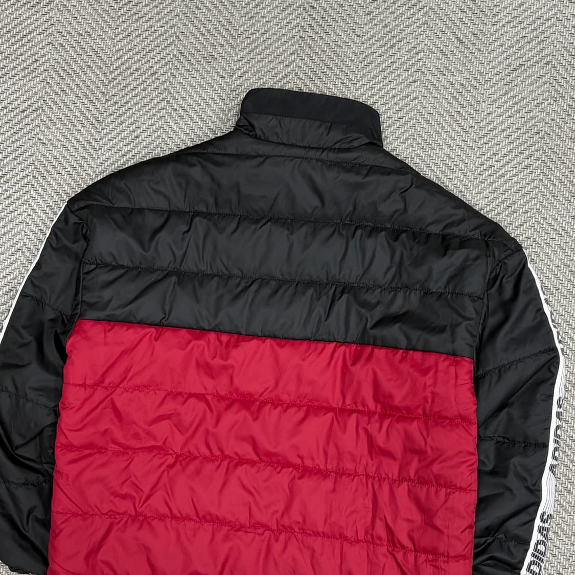 아디다스 키즈 배색 패딩 v1181 상품이미지4