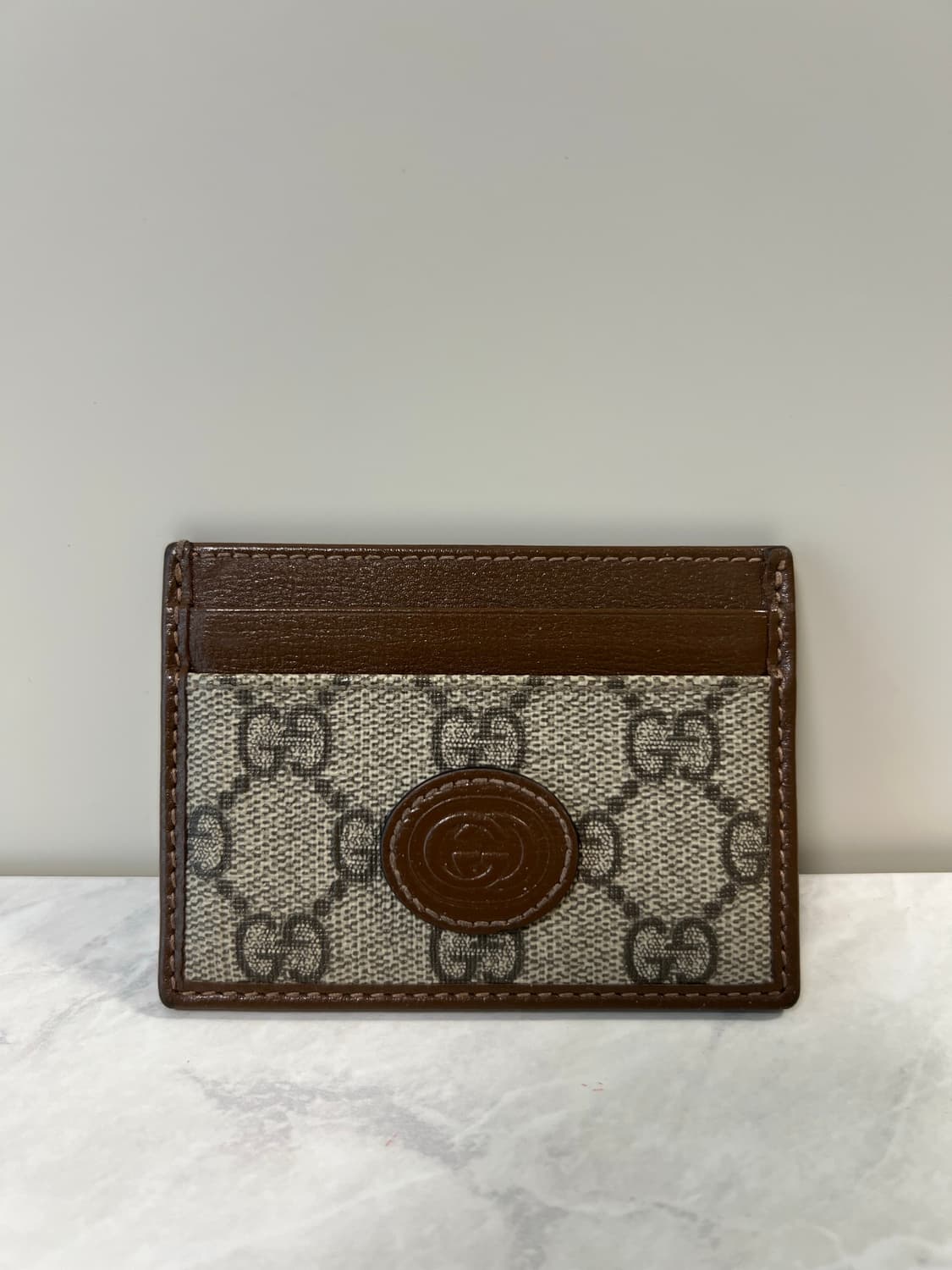 구찌 인터로킹 GG 카드지갑 상품이미지1
