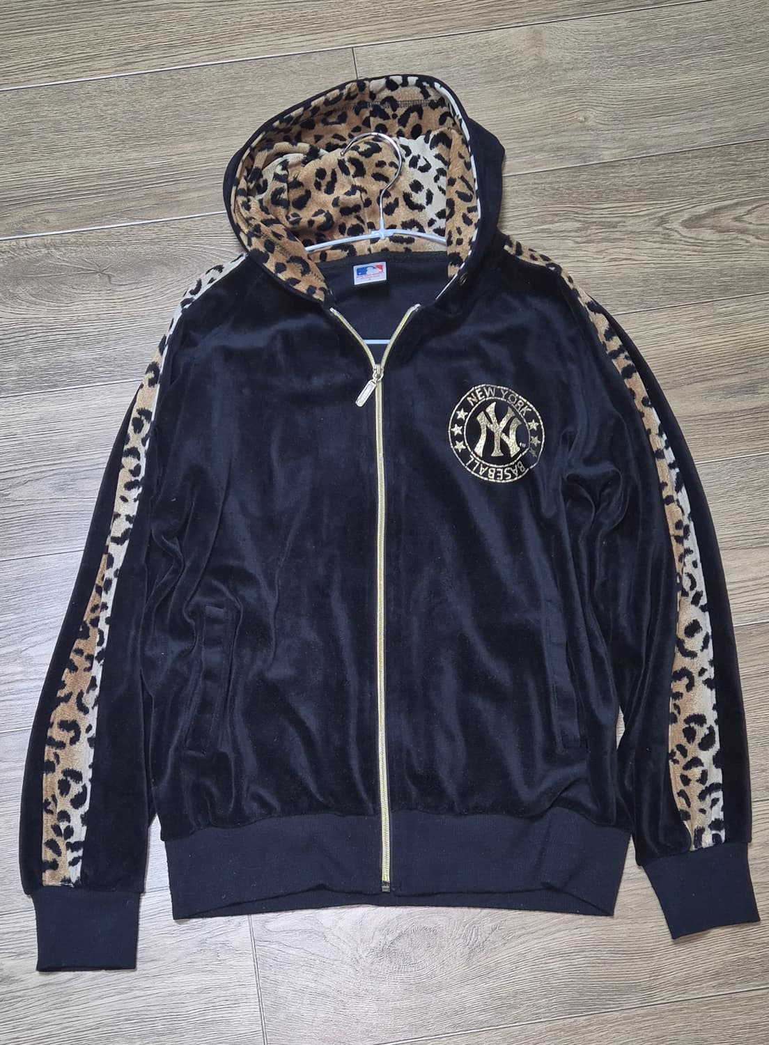 MLB 뉴욕 양키스 벨벳 후드집업 빈티지 레오파드 y2k 갸루 상품이미지1
