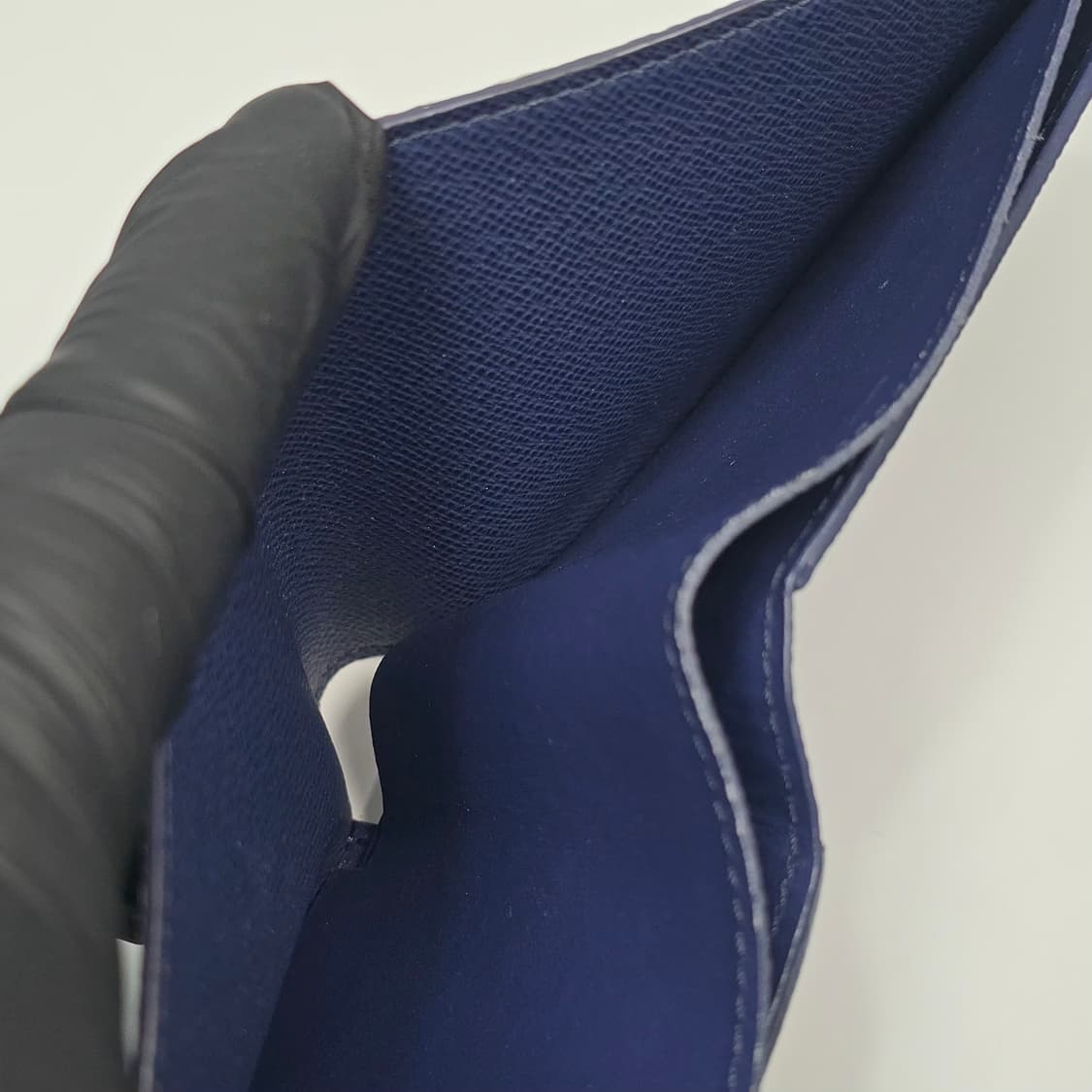 루이비통 워터컬러 블루 모노그램 멀티플 월릿 반지갑 상품이미지9