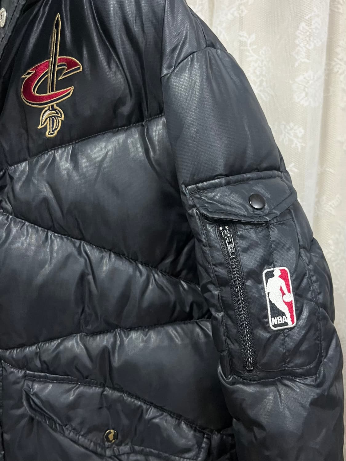 M) 아디다스 NBA 레이커스 패딩 블랙 상품이미지4