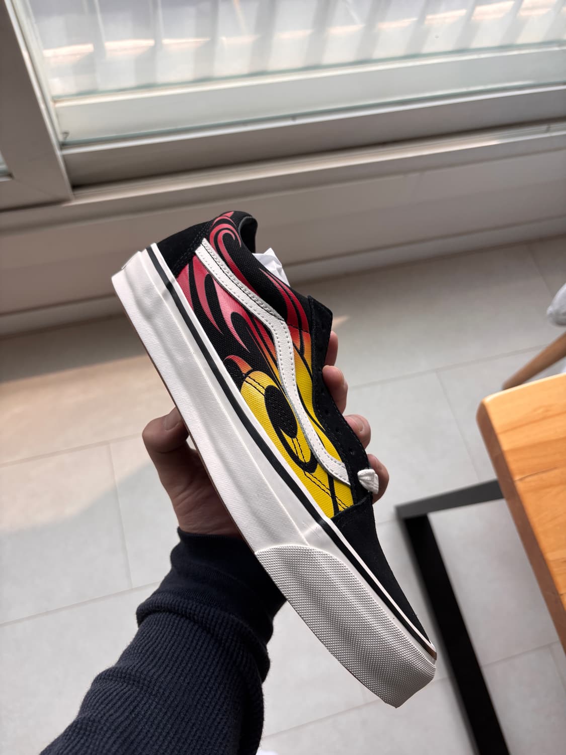 반스 올드스쿨 Lx Flame Logo 상품이미지1