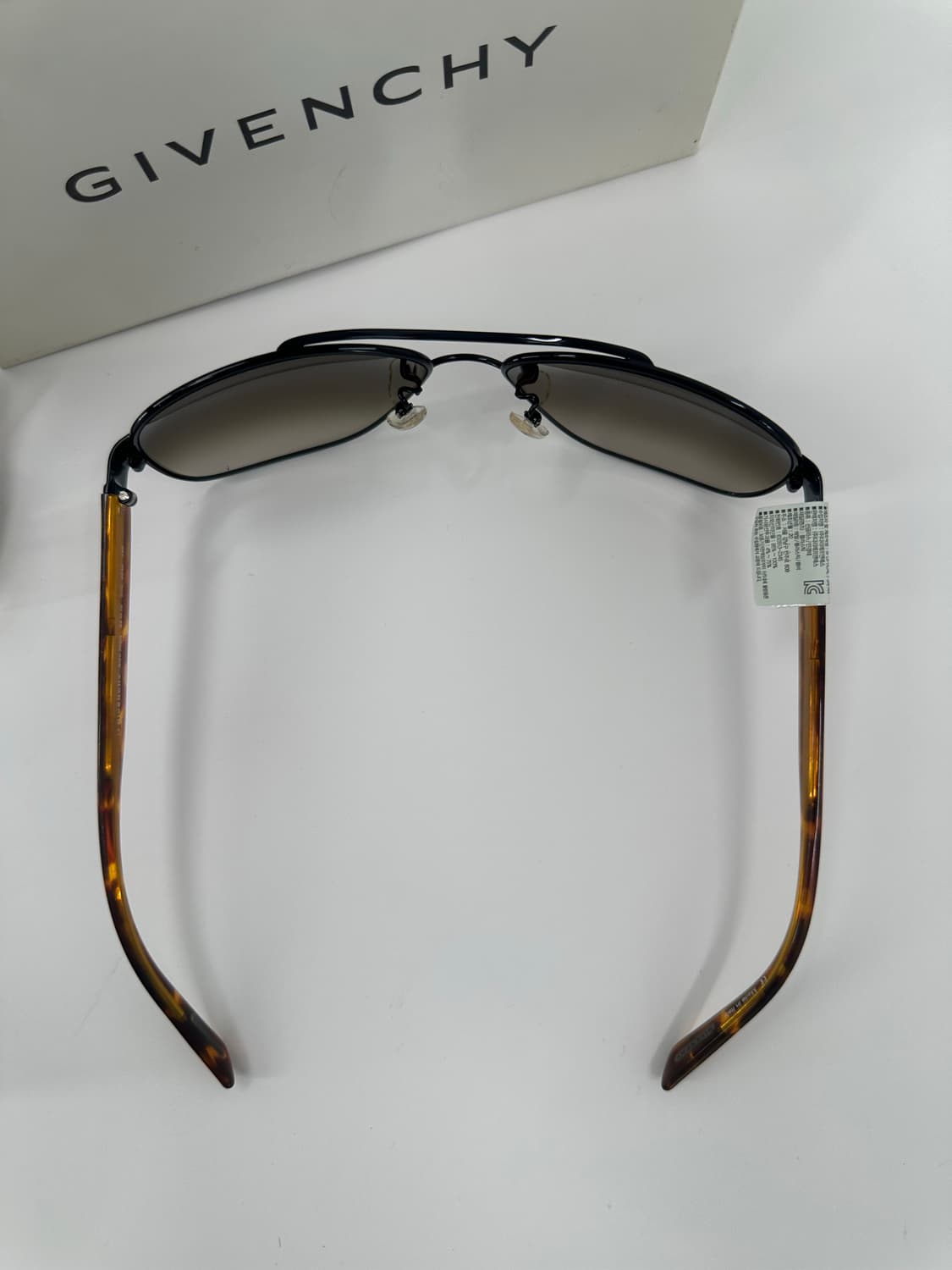 [새상품 무료배송] 정품 지방시 Made in Italy 선글라스 상품이미지4