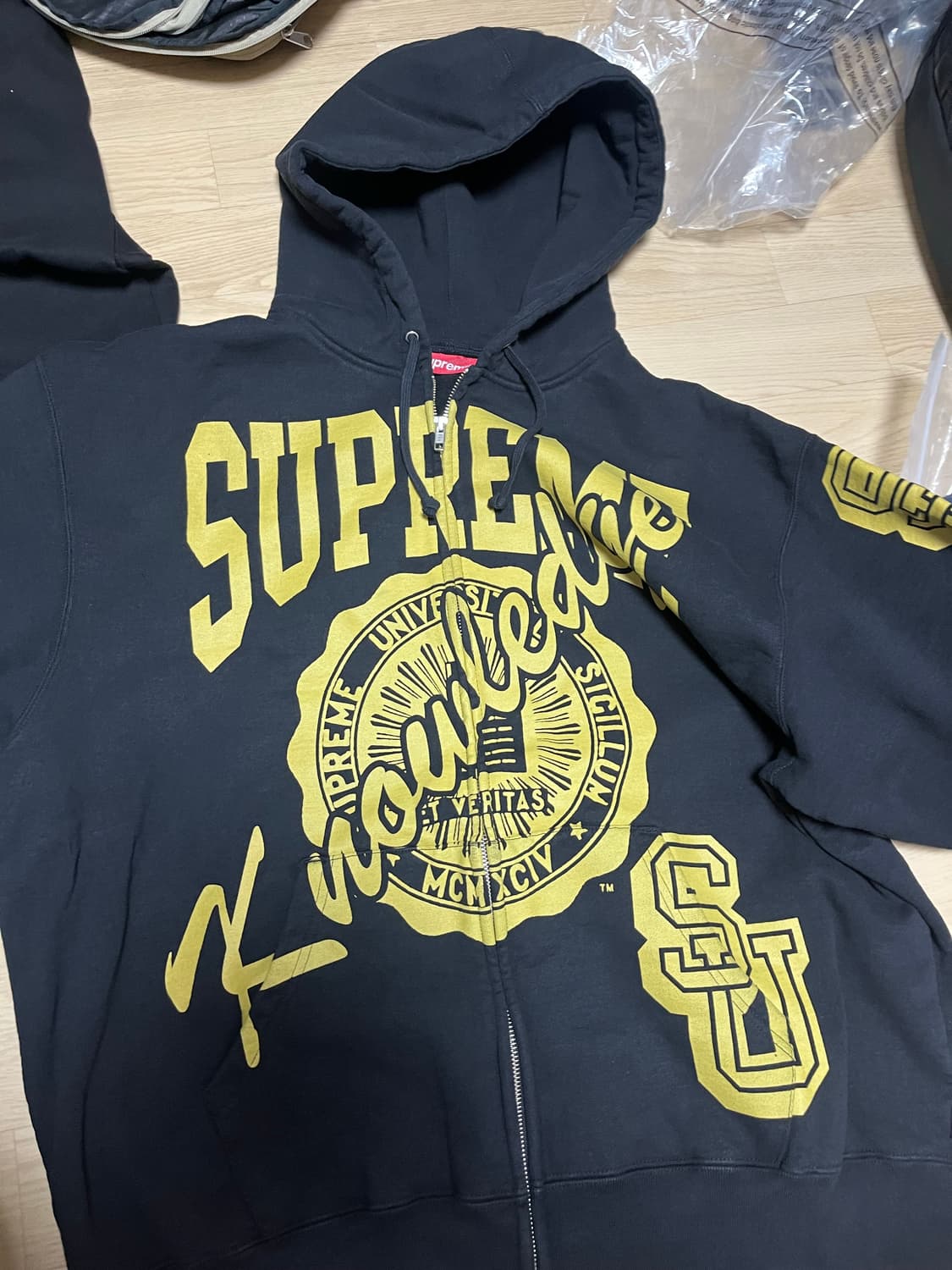 슈프림 널리지 레인즈 집업 후드 상품이미지3