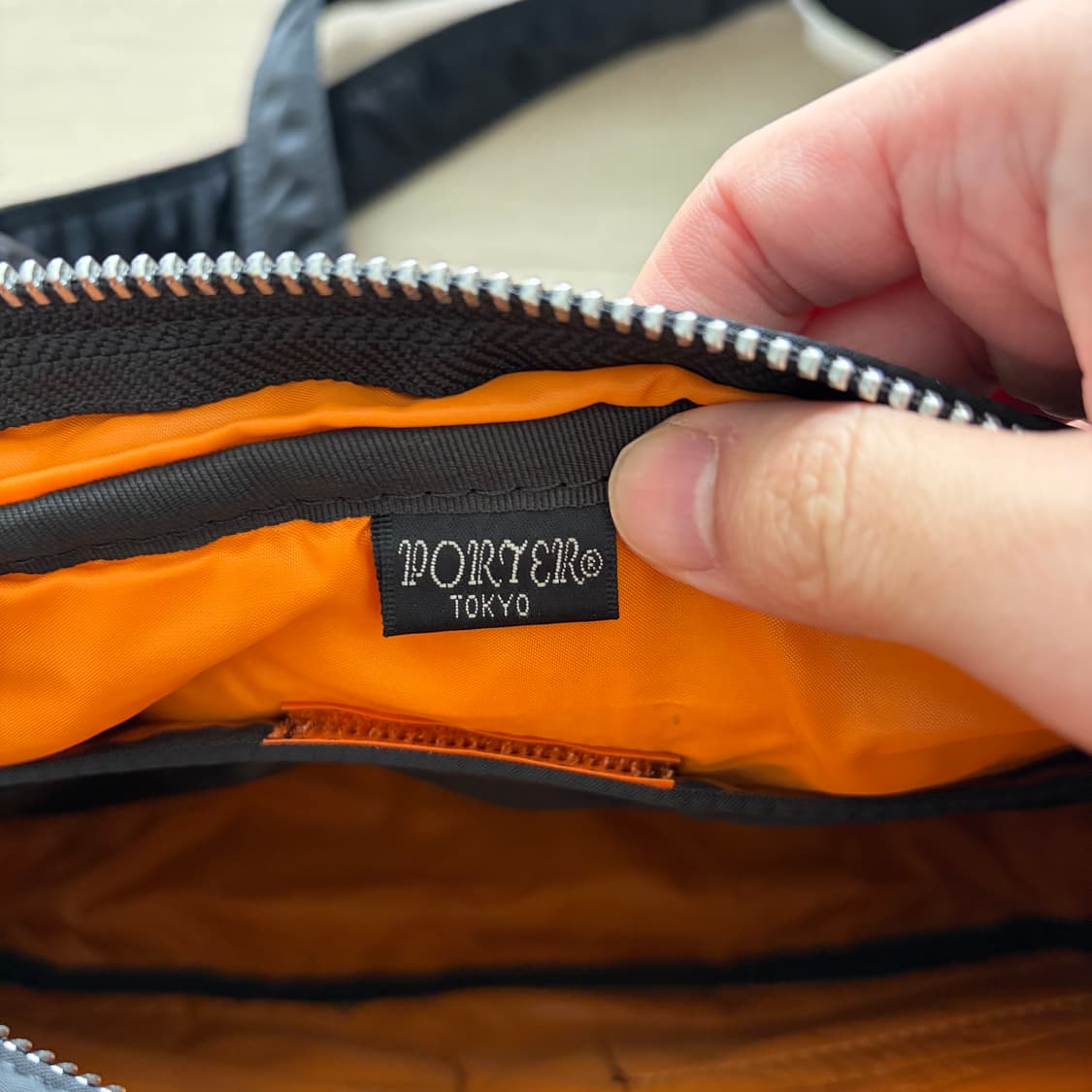 요시다포터 porter 탱커 숄더백 블랙 라지 L (미사용에 가까움) 상품이미지8