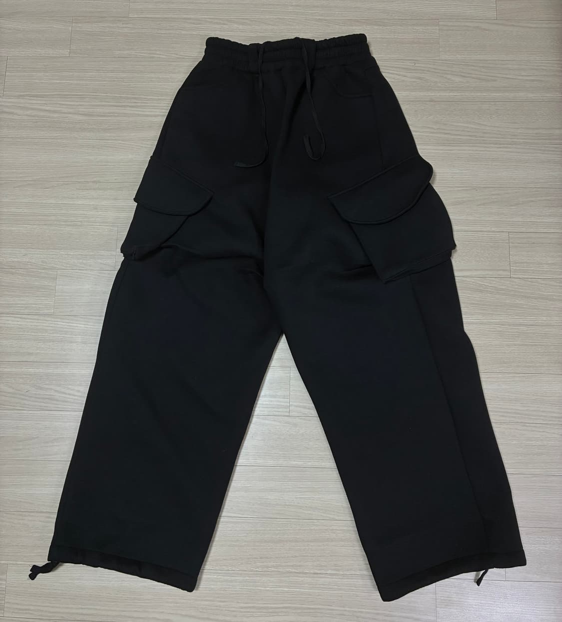 (새상품급) MJD 코인서울 와이드 카고 스웨트팬츠 블랙 상품이미지2