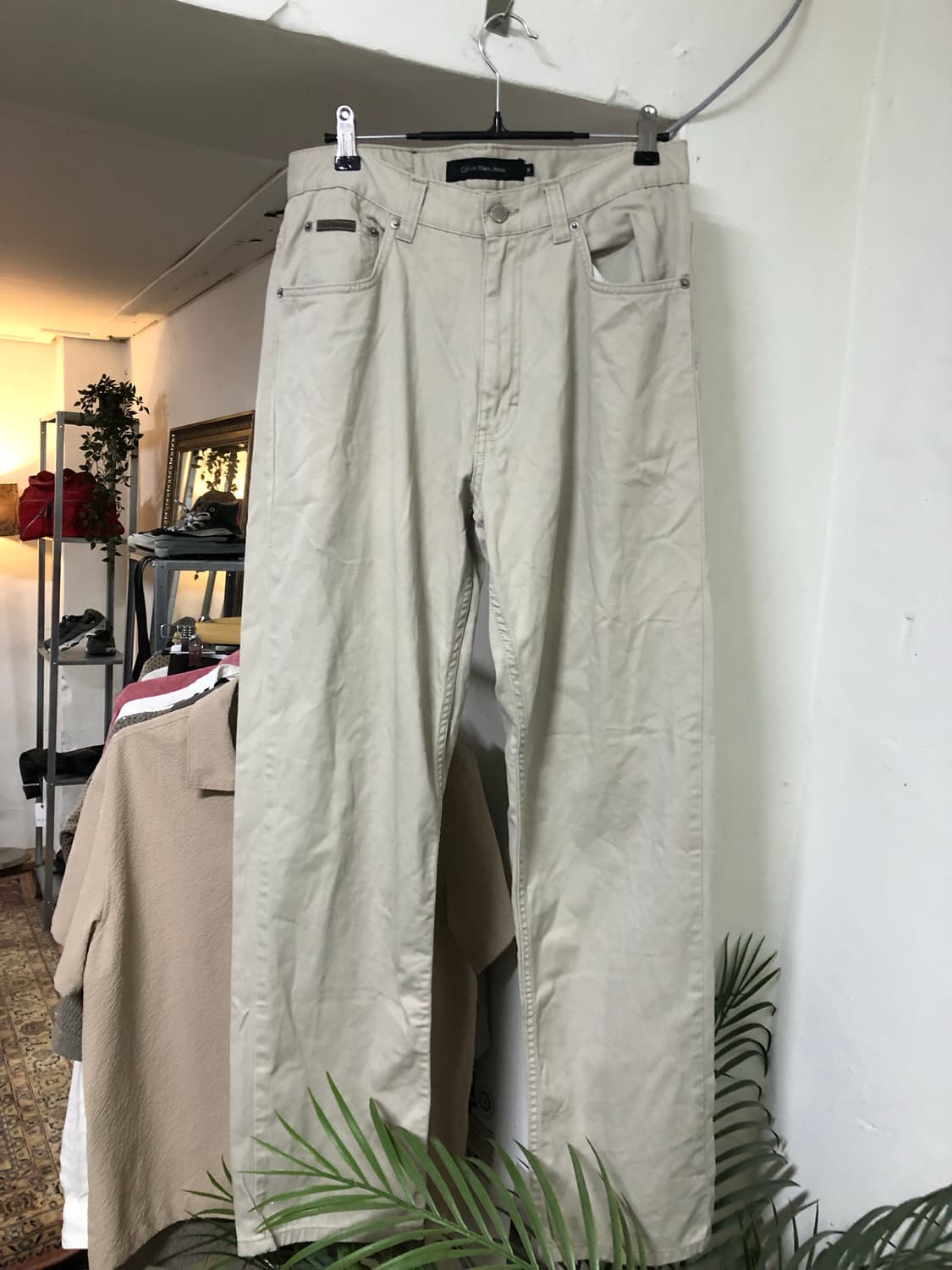 Calvin klein jeans 베이지 클래식 팬츠 상품이미지1
