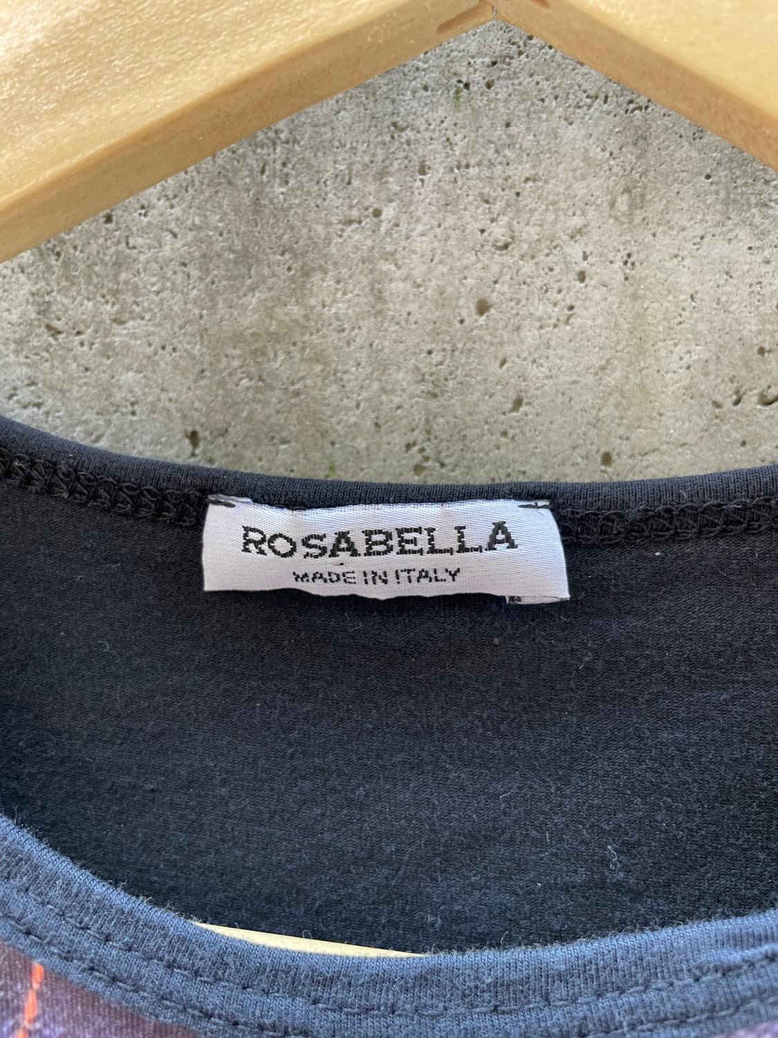 Rosabella 그래픽 슬리브리스 탑 상품이미지8