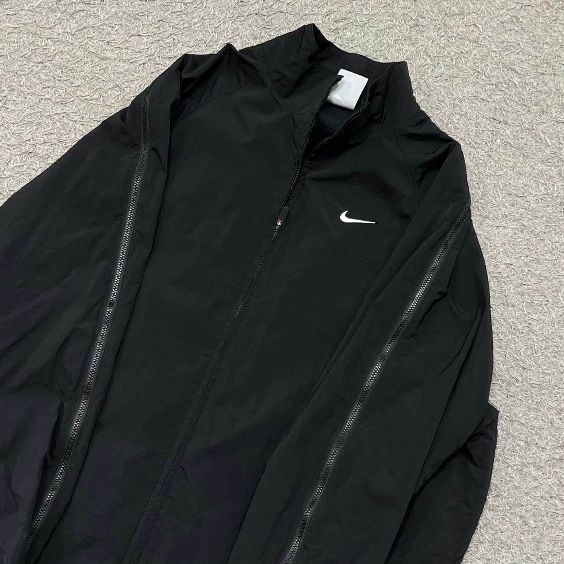 [100-105] 나이키 바람막이 상품이미지1
