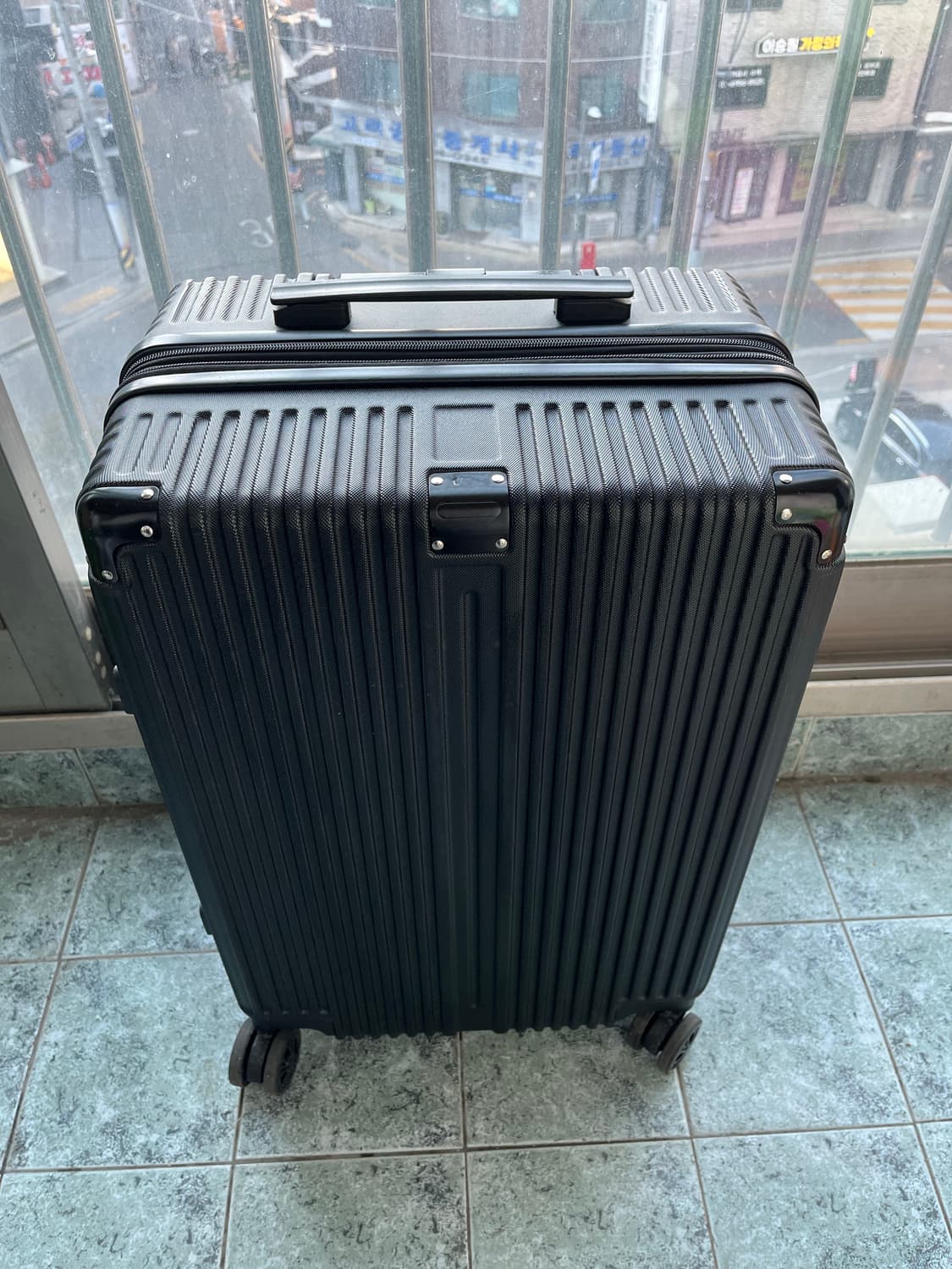 앙뜨레 24인치 블랙 여행용 캐리어 가방 상품이미지4