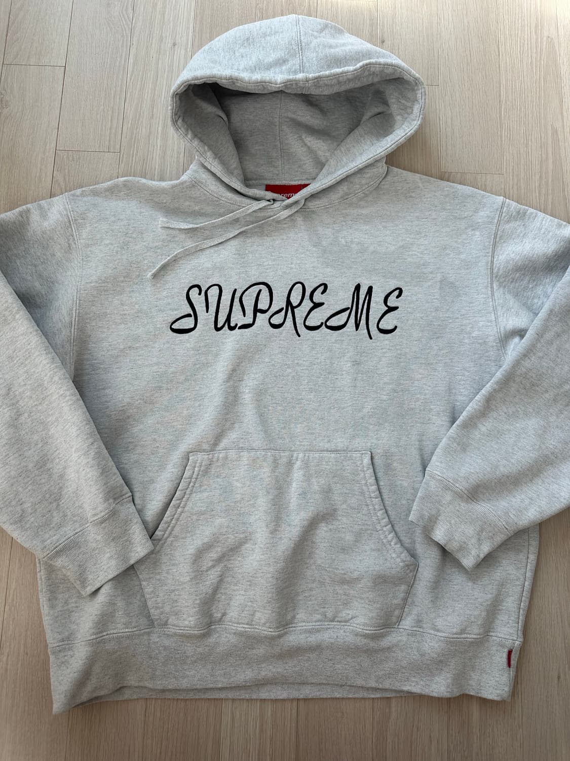 슈프림 스크립트 후드 스웨트셔츠 [애쉬 그레이-L] 23SS 상품이미지2