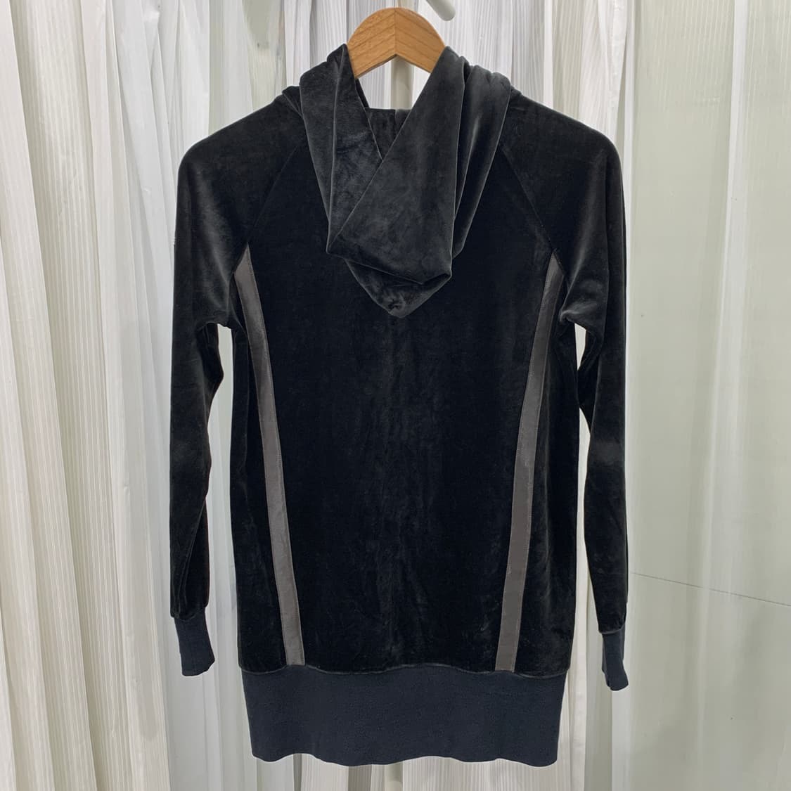 나이키 NIKE 벨벳 후드 집업 1648 상품이미지3
