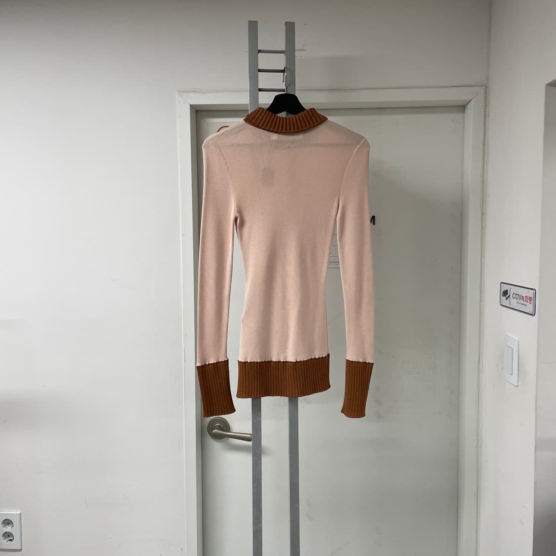 빅토리아베컴 목폴라 니트 2(W) 상품이미지7