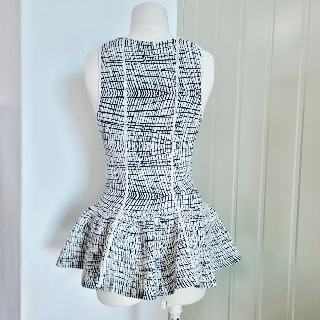 KENZO 겐조 슬리브리스 니트 블라우스 (44-날씬55) 상태최상 상품이미지4