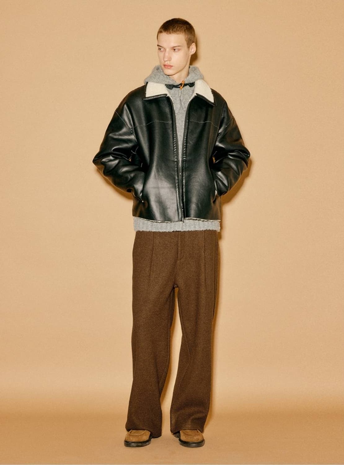 제네럴아이디어 x STND Wool 100% 핀턱 와이드 팬츠
 상품이미지1