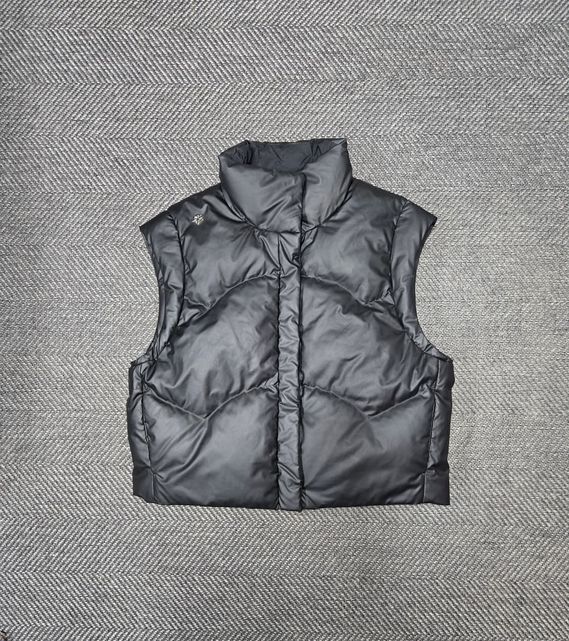 데상트 스키스타일 숏다운패딩 베스트 SN322SDV95 상품이미지2