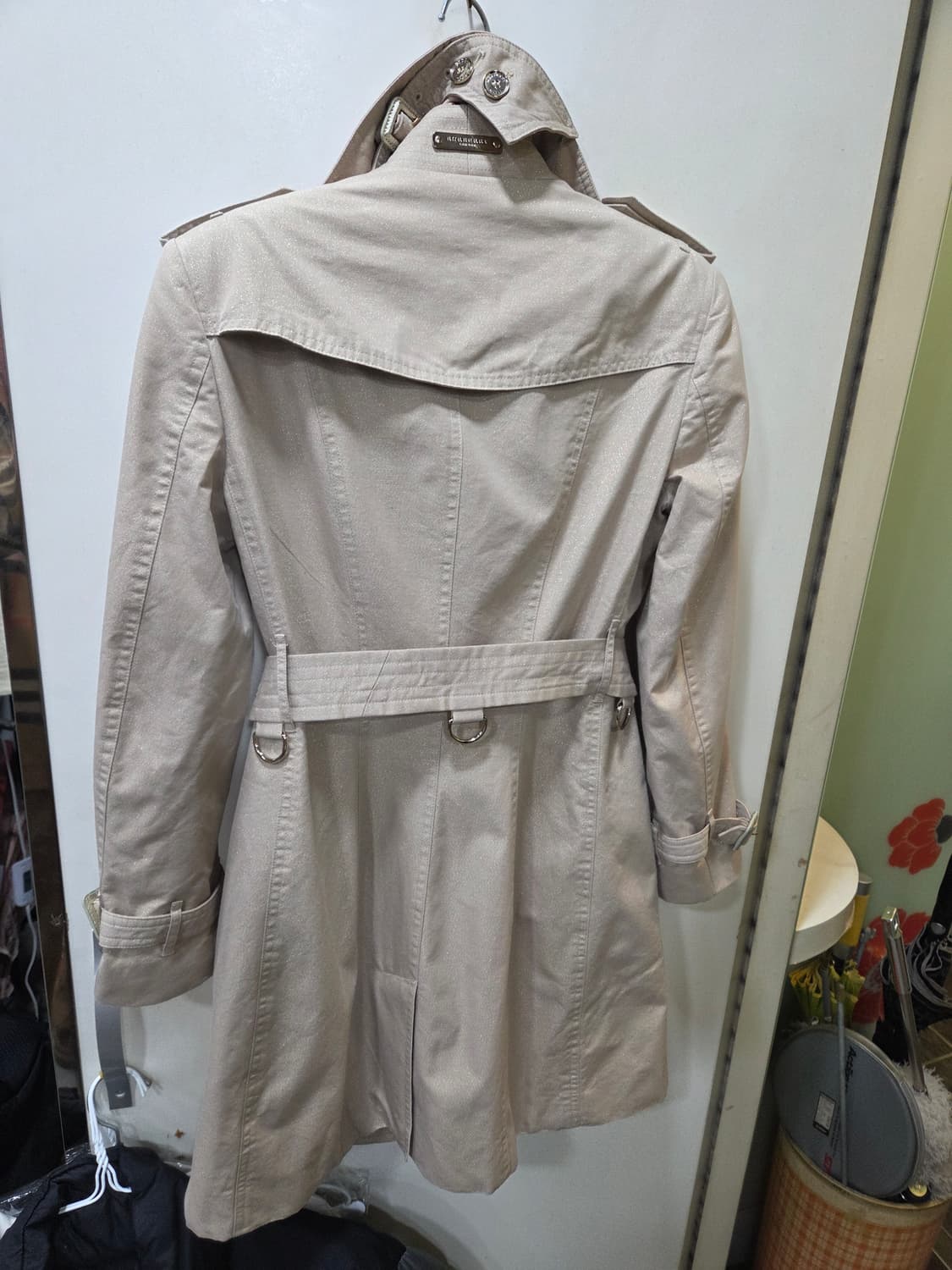 버버리 런던 트랜치 하프 코트 상품이미지5