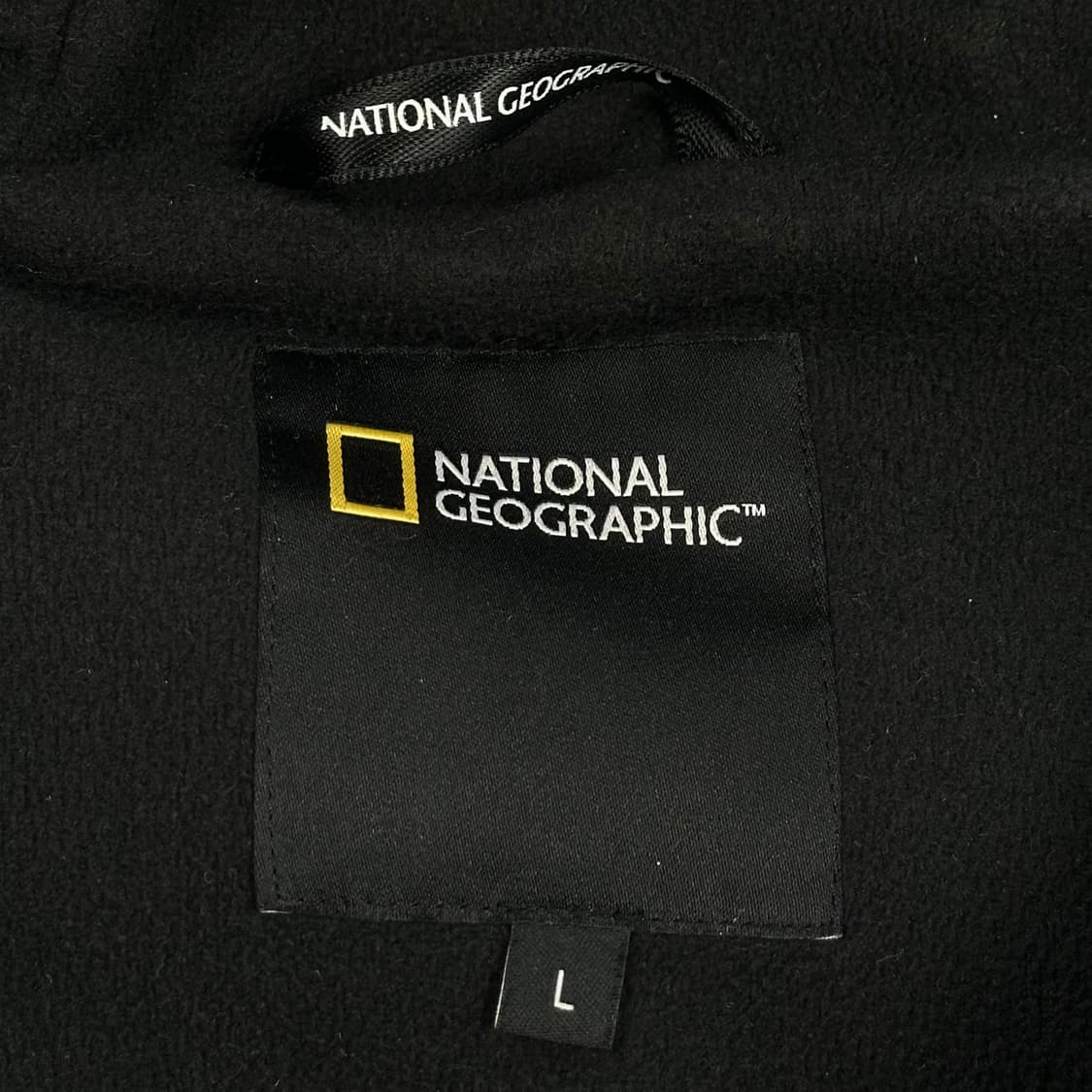 내셔널지오그래픽 와펜 블랙 후리스 후드집업 (L) 상품이미지5