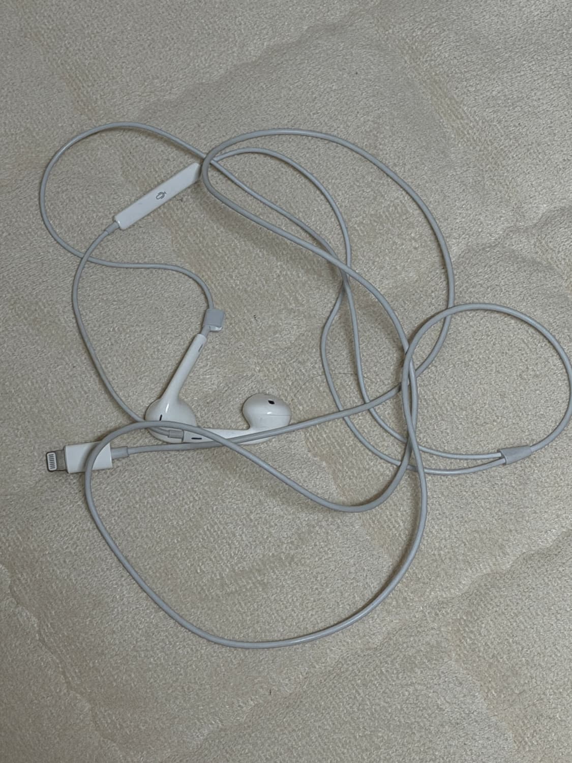 8핀 애플 라이트닝 줄 이어폰 상품이미지1