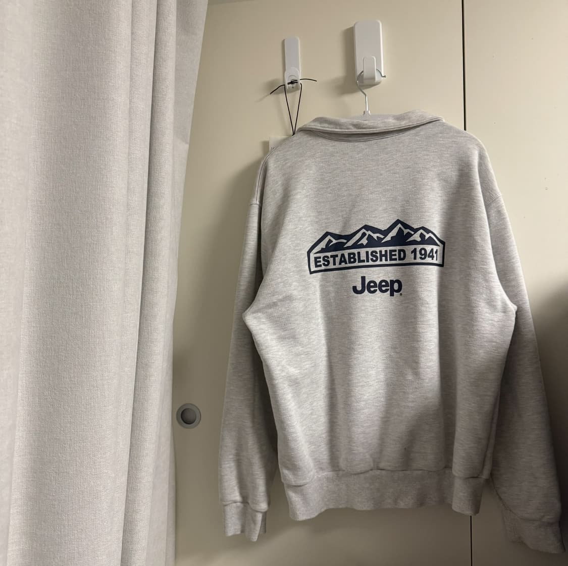Jeep 반집업 맨투맨 상품이미지3