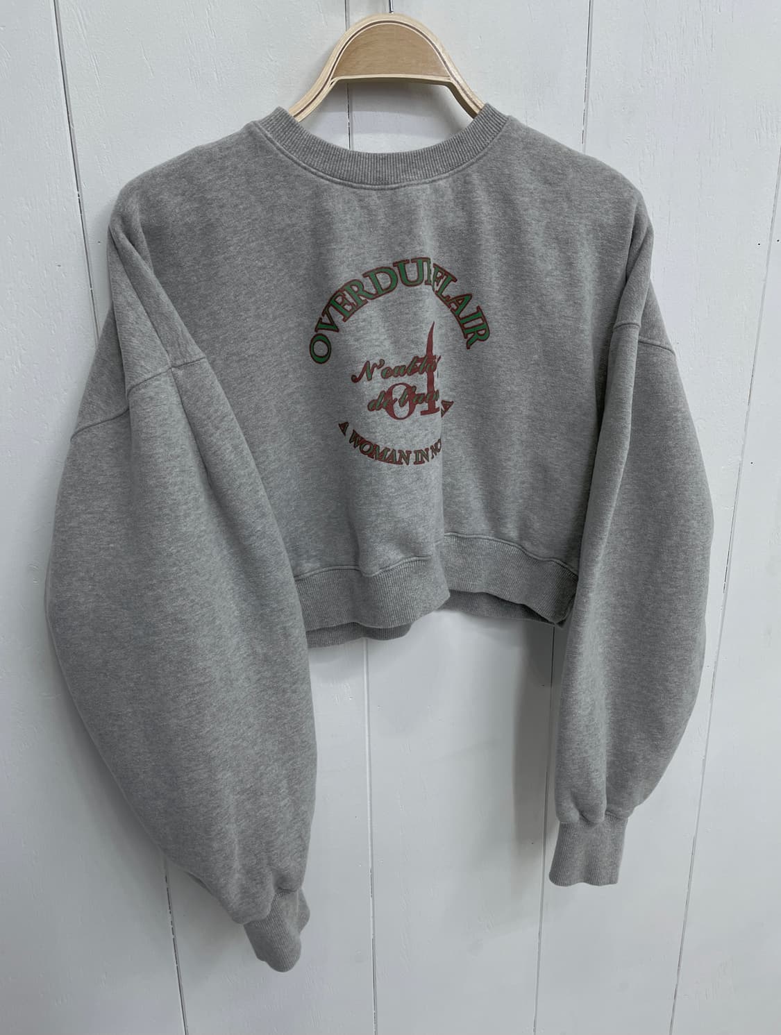 오버듀플레어 그래픽 크롭 맨투맨 스웨트셔츠 상품이미지4