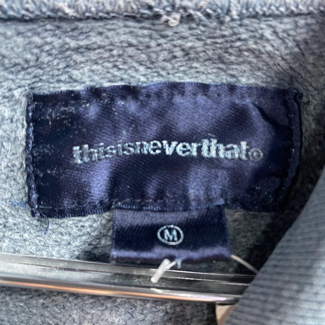 디스이즈네버댓 빅로고 라이트블루 후드티 B3924 상품이미지4