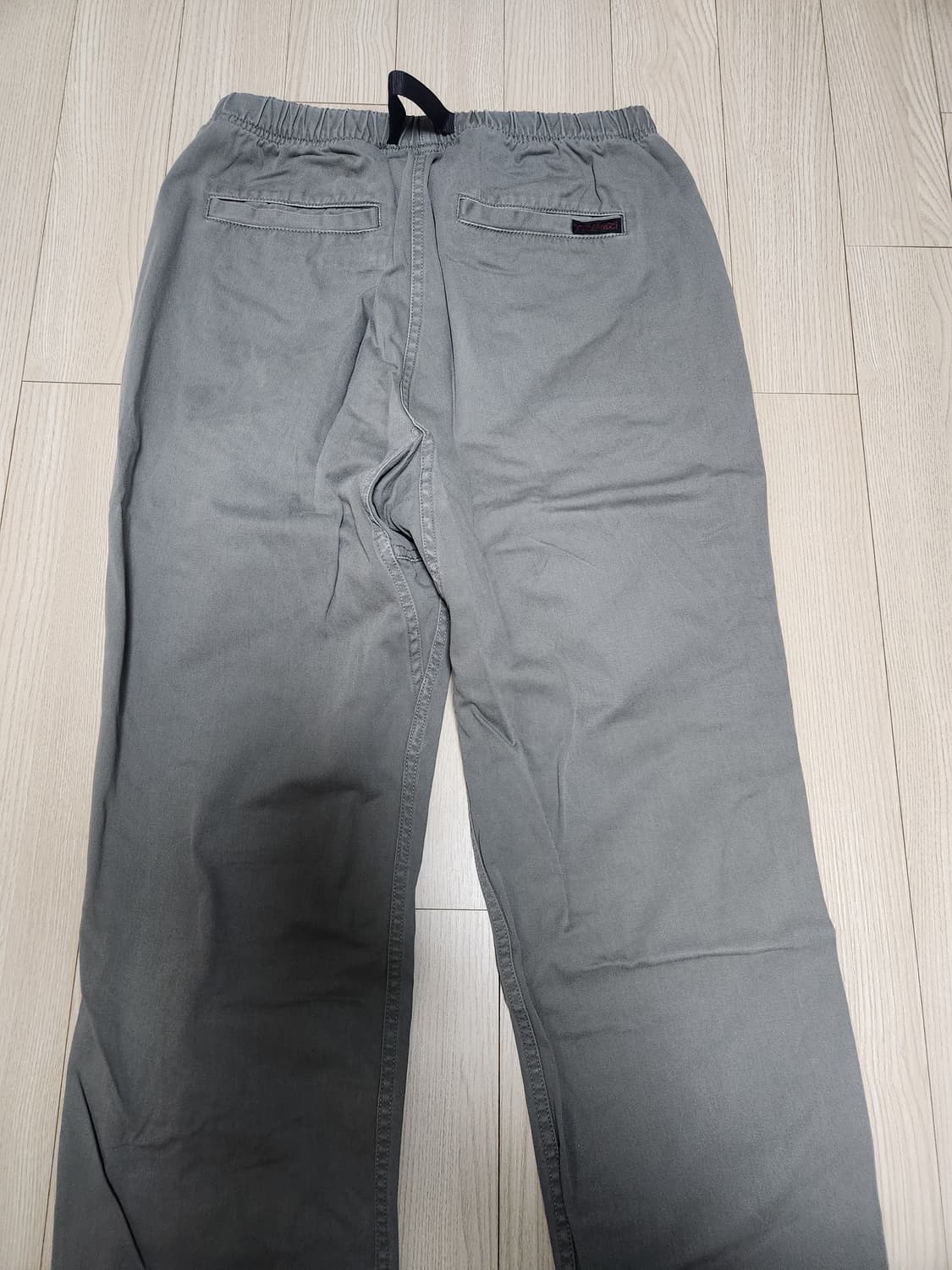 Gramicci 그라미치 테이퍼드 팬츠 팝니다. 상품이미지2