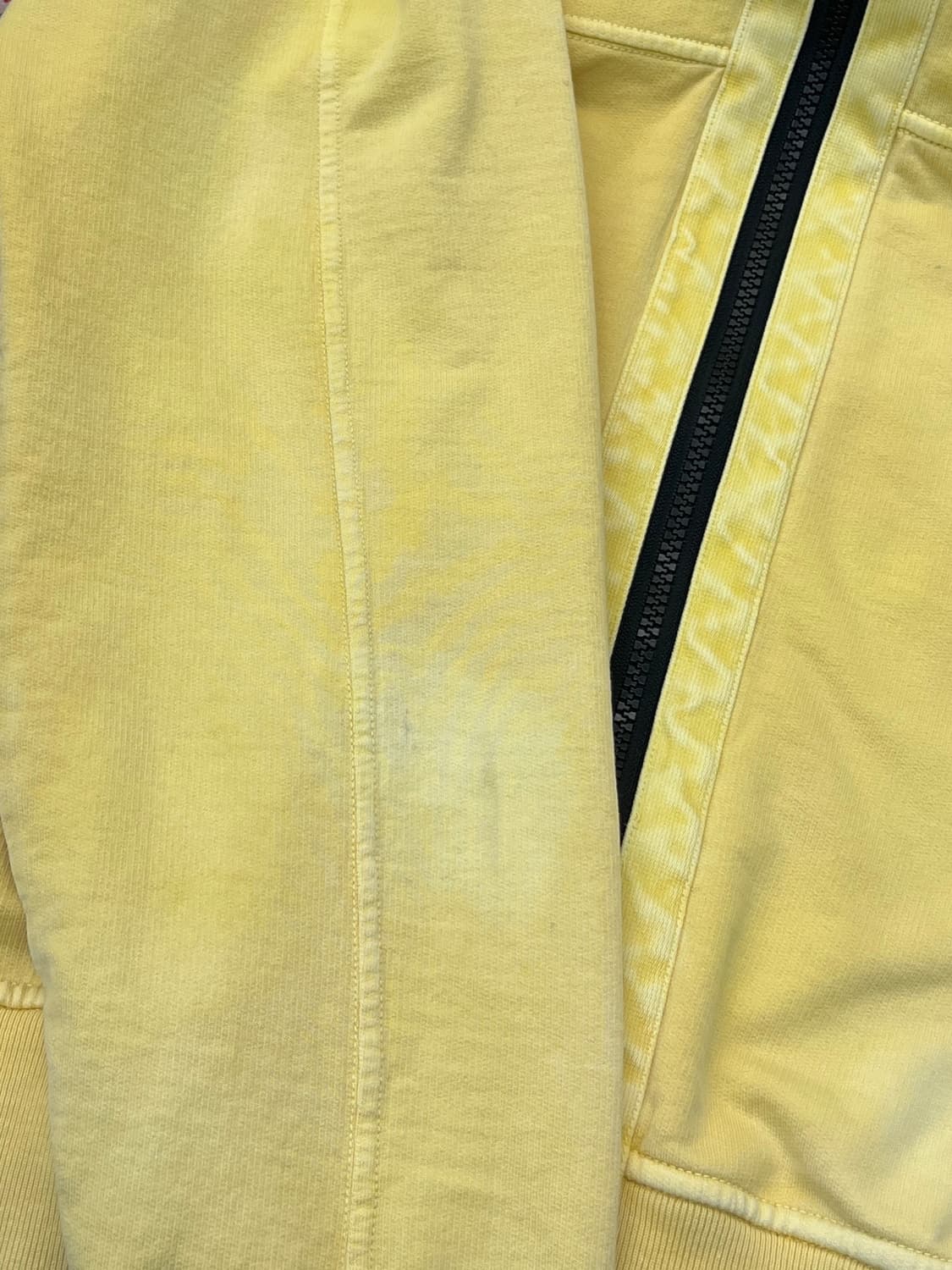 스톤아일랜드 와펜 옐로우 워싱 후드집업 상품이미지9