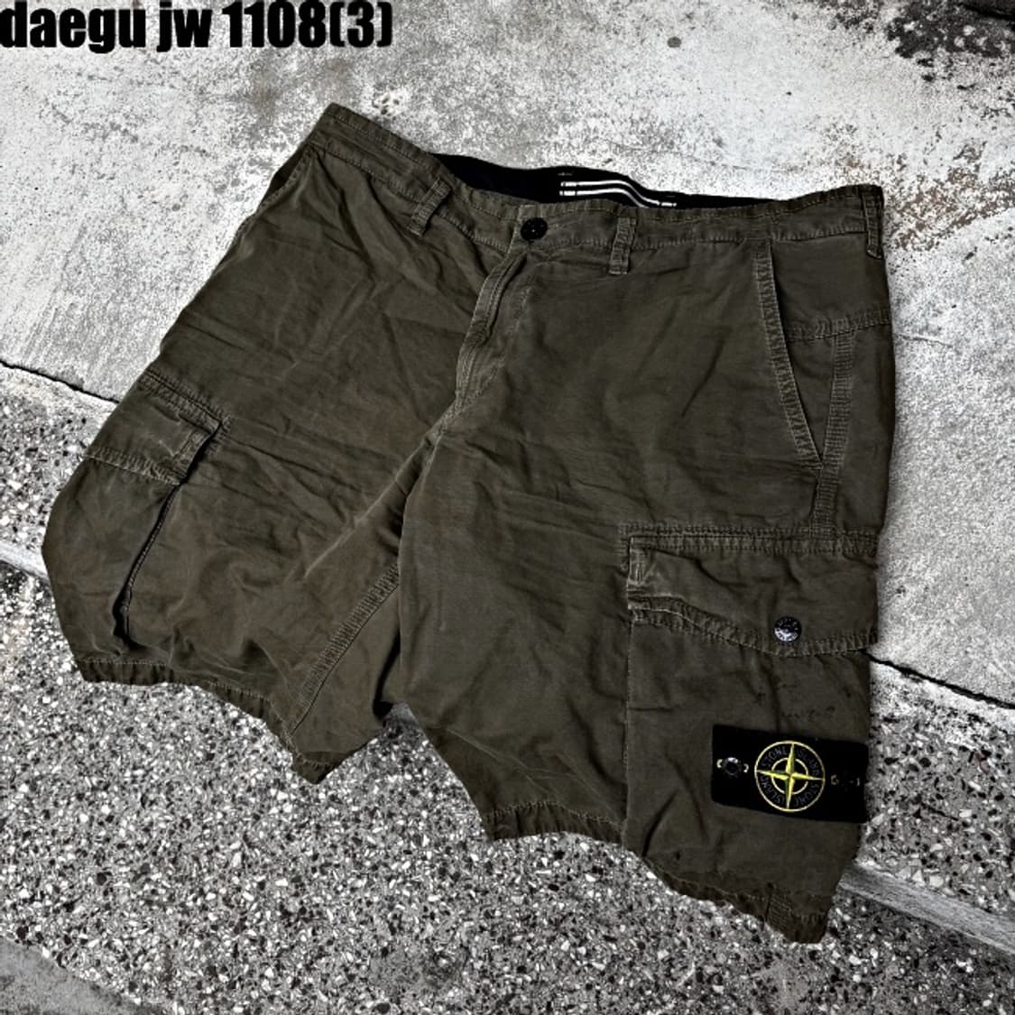 스톤아일랜드 카고반바지 상품이미지1