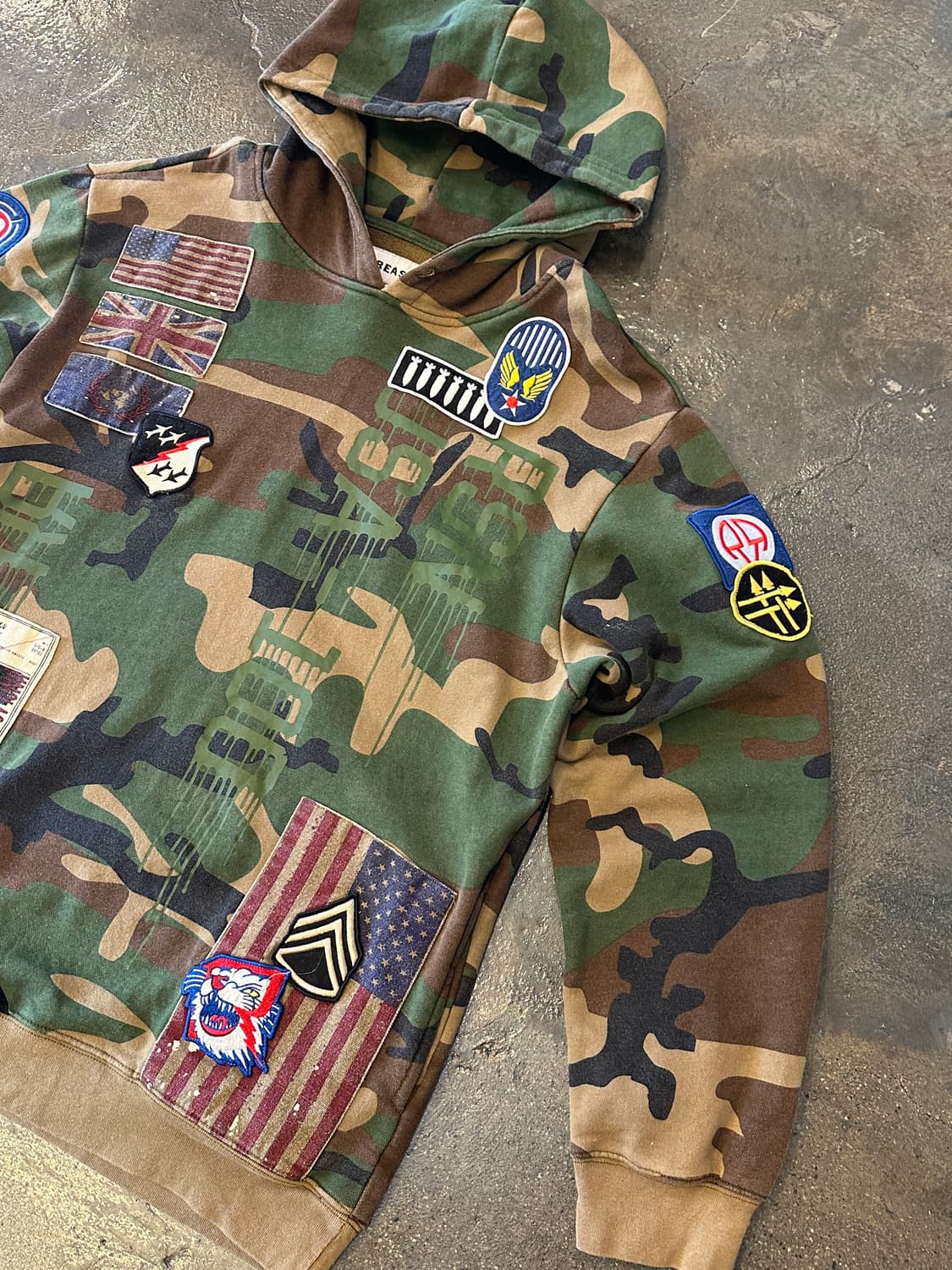 밀리터리 카모플라쥬 패치 후드티 XL 상품이미지5