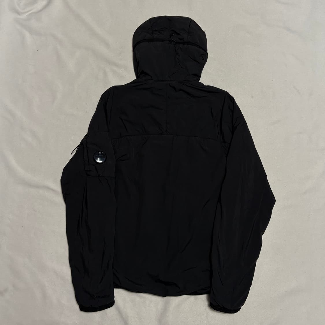 100 C.P. 컴퍼니 나다 쉘 후드 패딩 상품이미지3