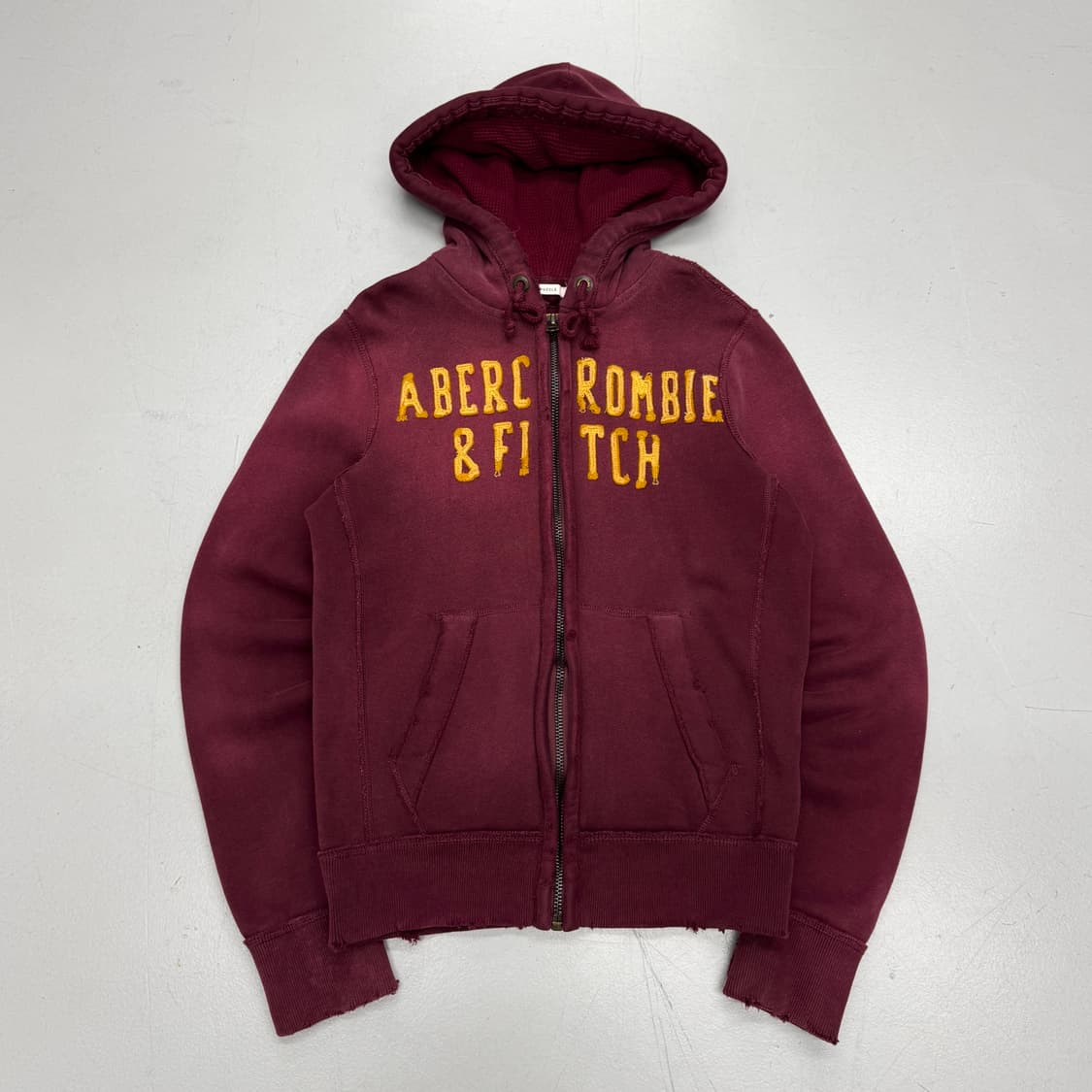 아베크롬비 Y2K 아치로고 버건티 후드집업 상품이미지2