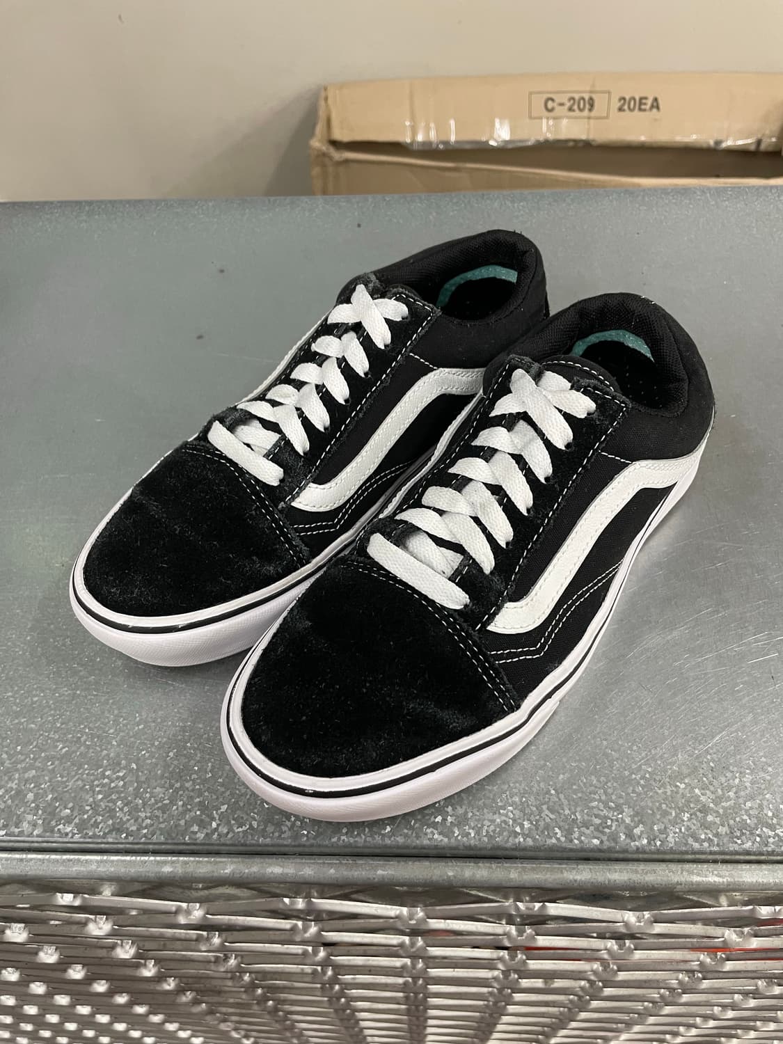 반스 컴피쿠시 올드스쿨 블랙 235 상품이미지2