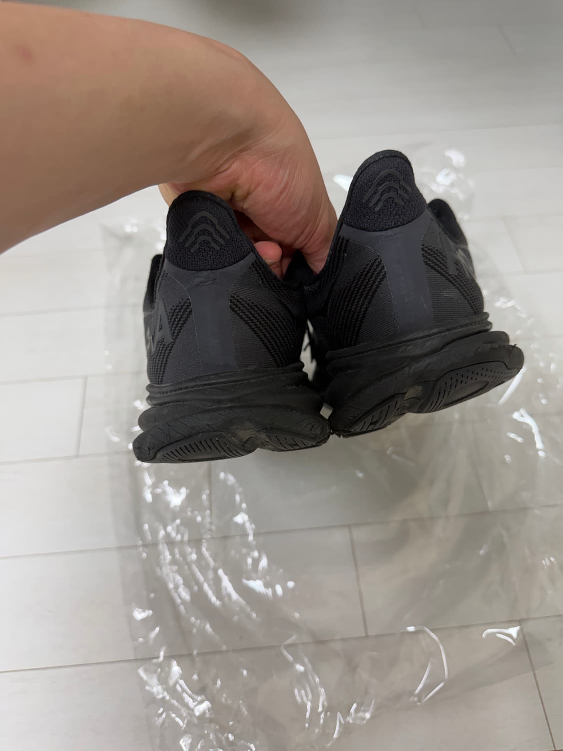 호카 클리프톤 9 와이드 290  상태 8.3/10  사진찍고 절대 안신 상품이미지3