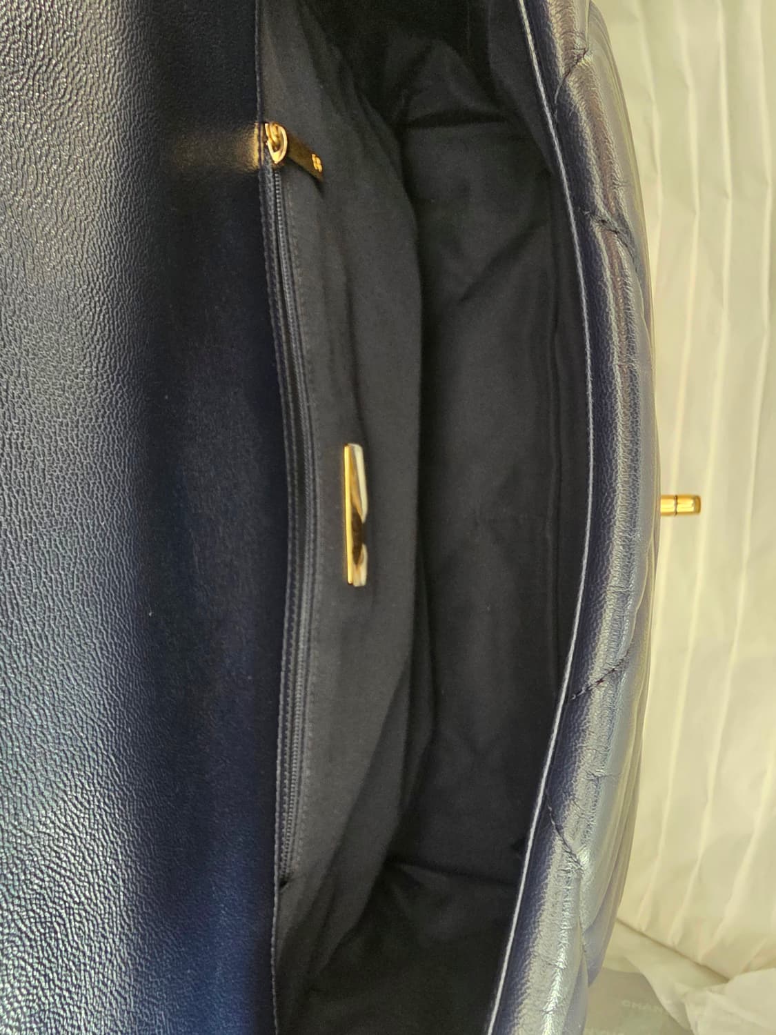 샤넬 19백 맥시사이즈 상품이미지6