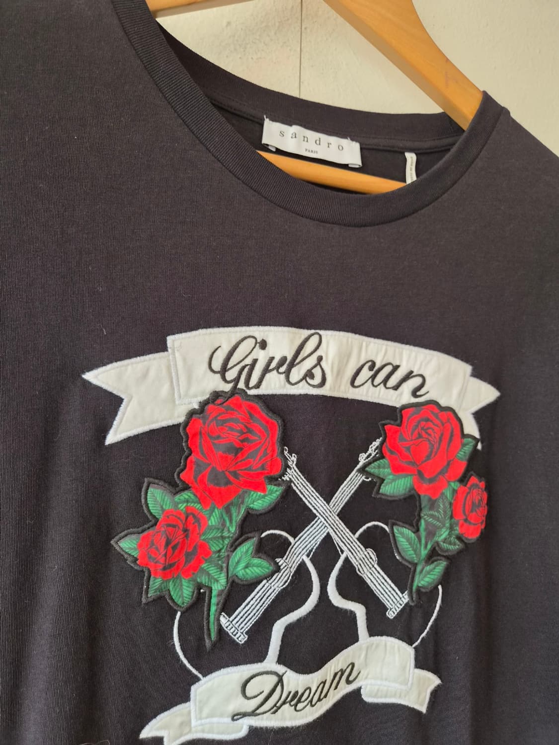 새제품)산드로 여성 로즈패치반팔티셔츠 1사이즈 상품이미지4