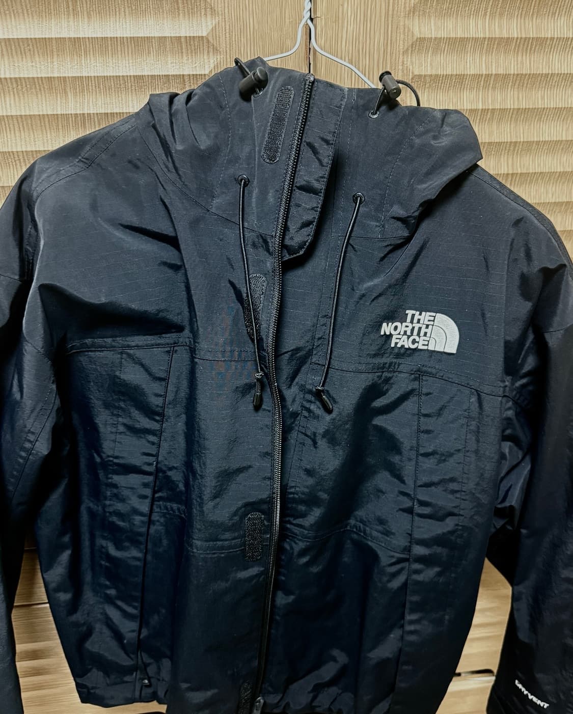 노스페이스 바람막이 상품이미지1