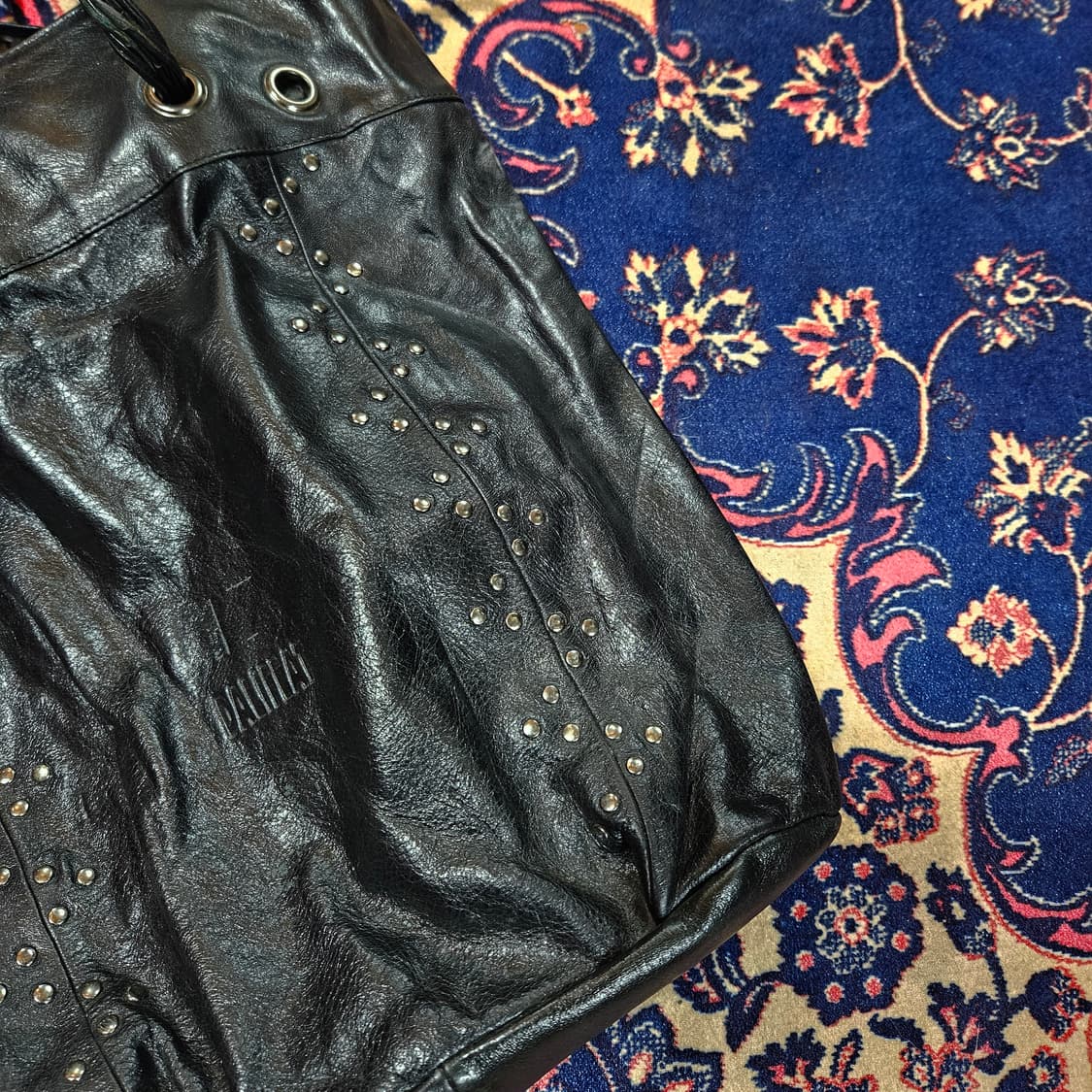 DALIFEAT 스터드 가죽 센터로고 보헤미안 토트백 상품이미지4