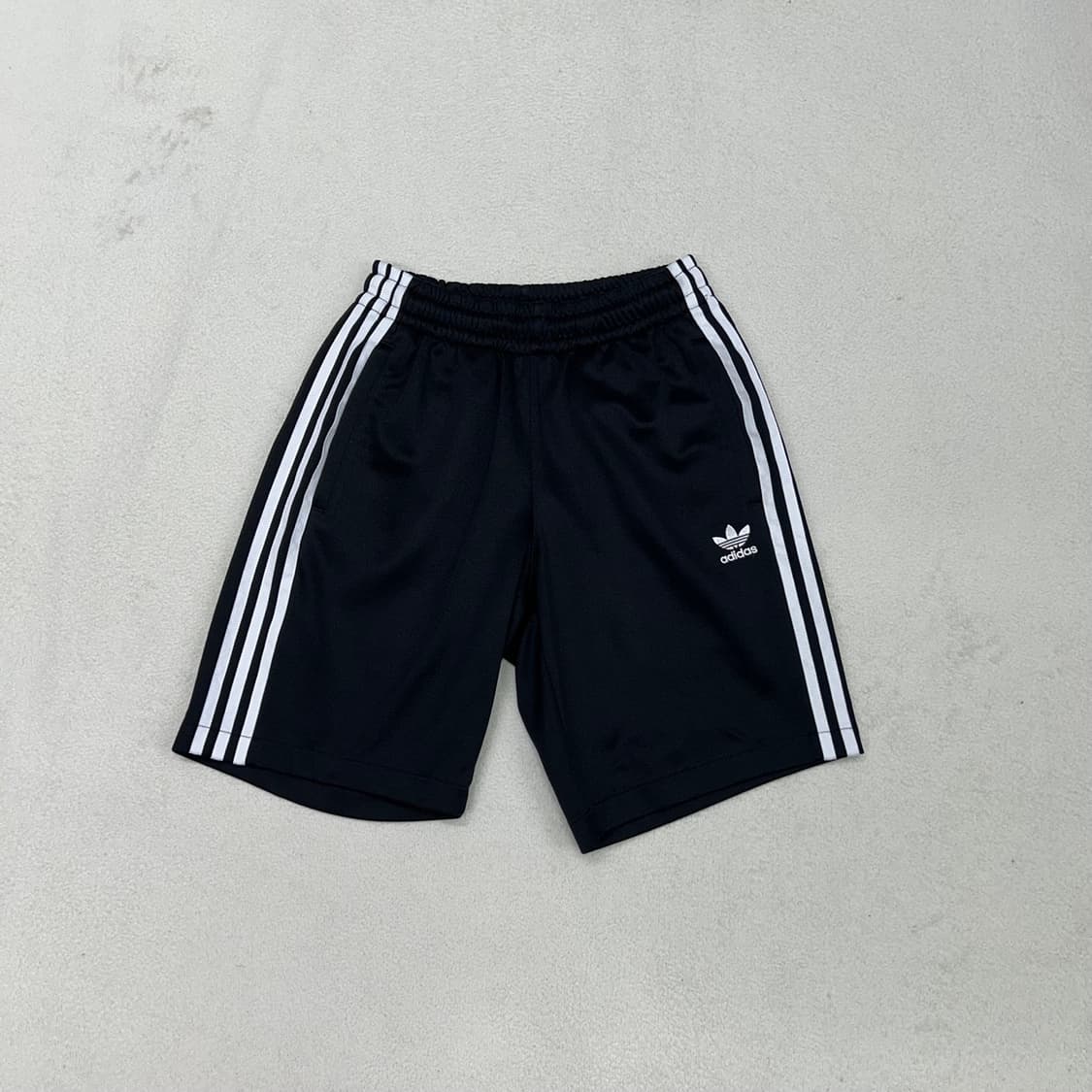 Adidas black firebird shorts 상품이미지3